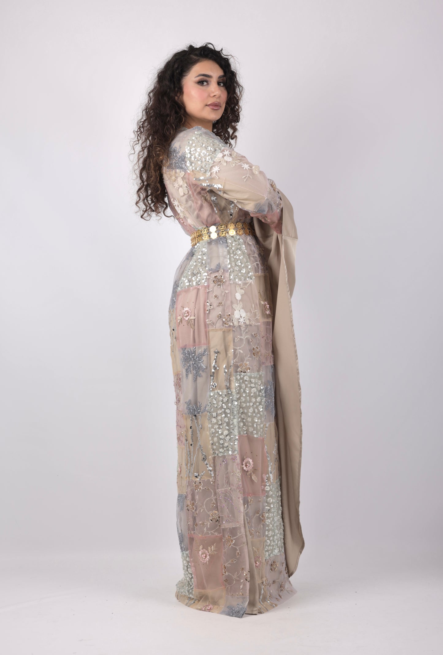 Awesar – Exclusive Kurdish Eco Set Handcrafted • Sustainable • Meaningful 5 items and includes Belt and Arm pins as gift