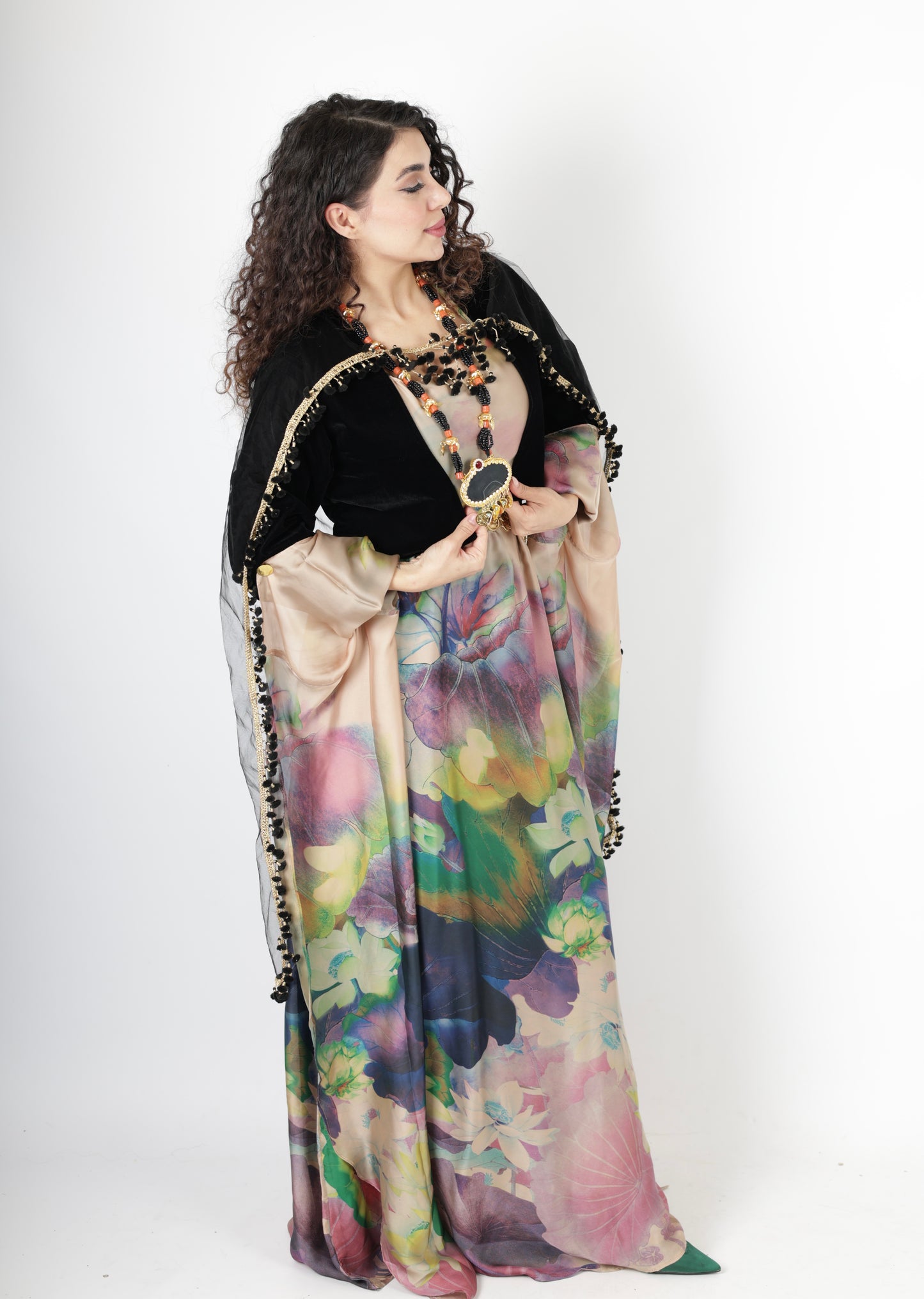 Chnar Kurdish Dress complete with Salte velvet 4 items