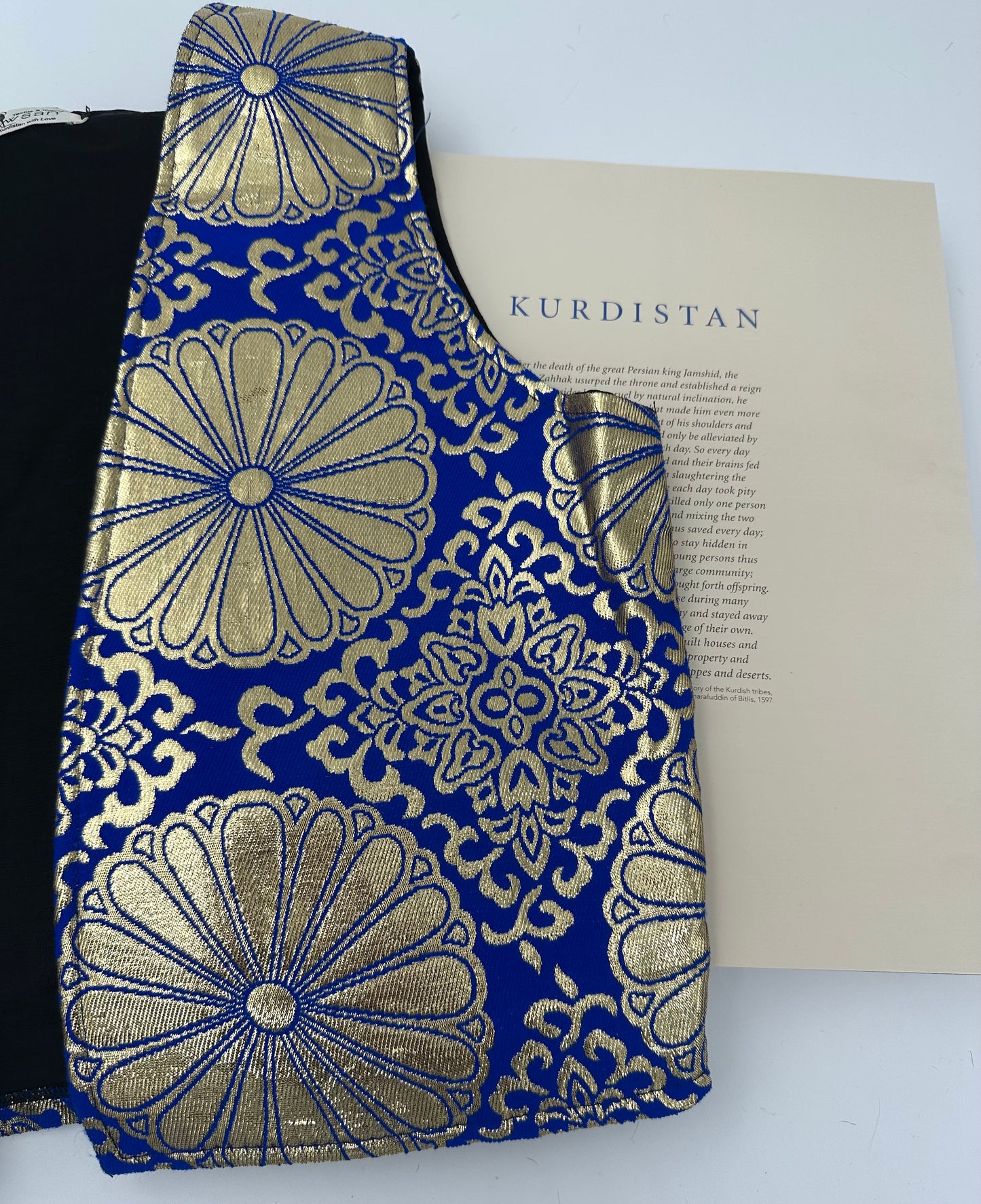 🧵 Kurdische Helak-Weste in Carbonblau und Gold