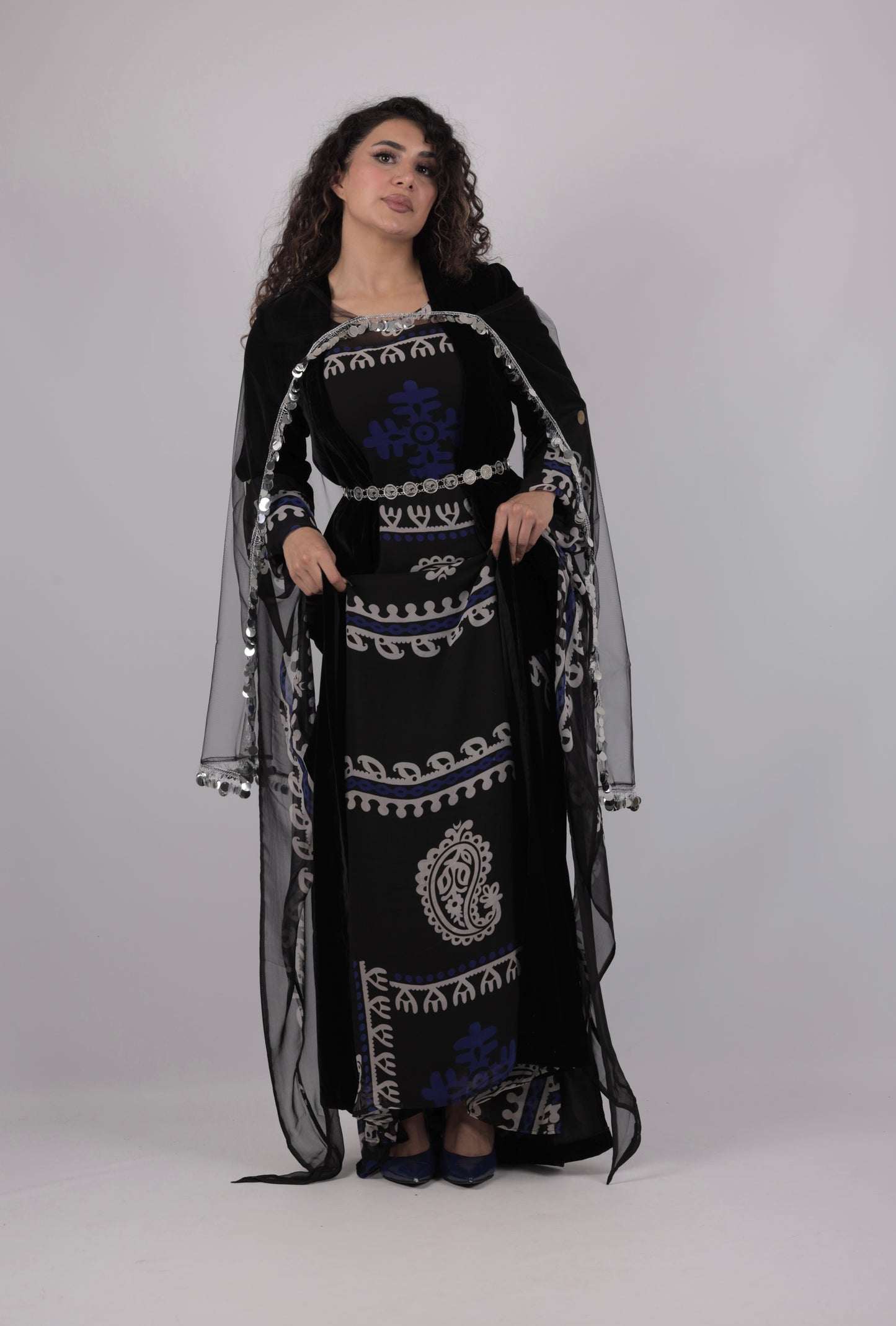 Golwanî, Hawrî Kiras & carbon blue with kawa Velvet – Traditional Kurdish 4 Piece Dress