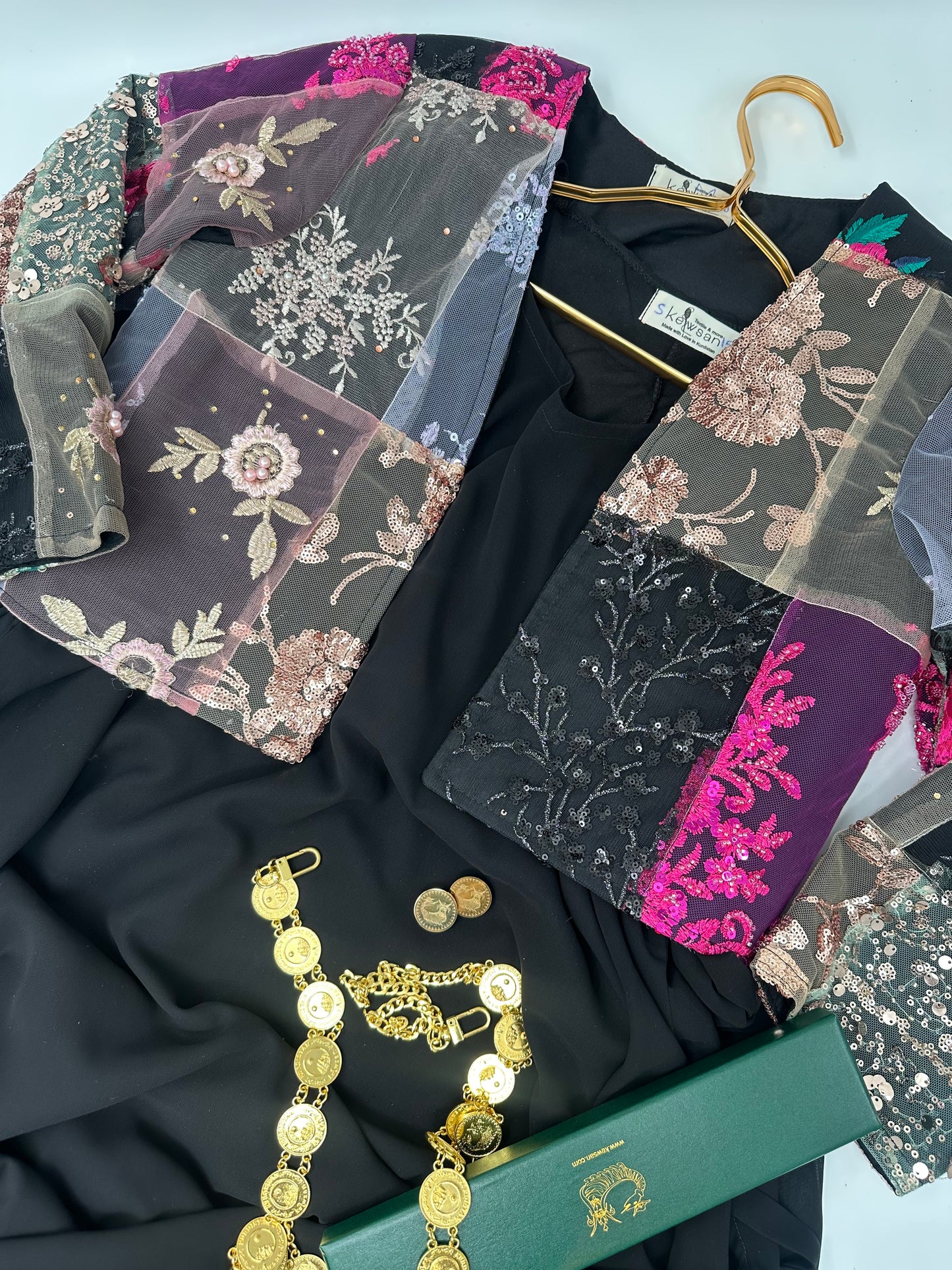 Zhian Eco collection includes Belt and Arm pin Shamaran collection