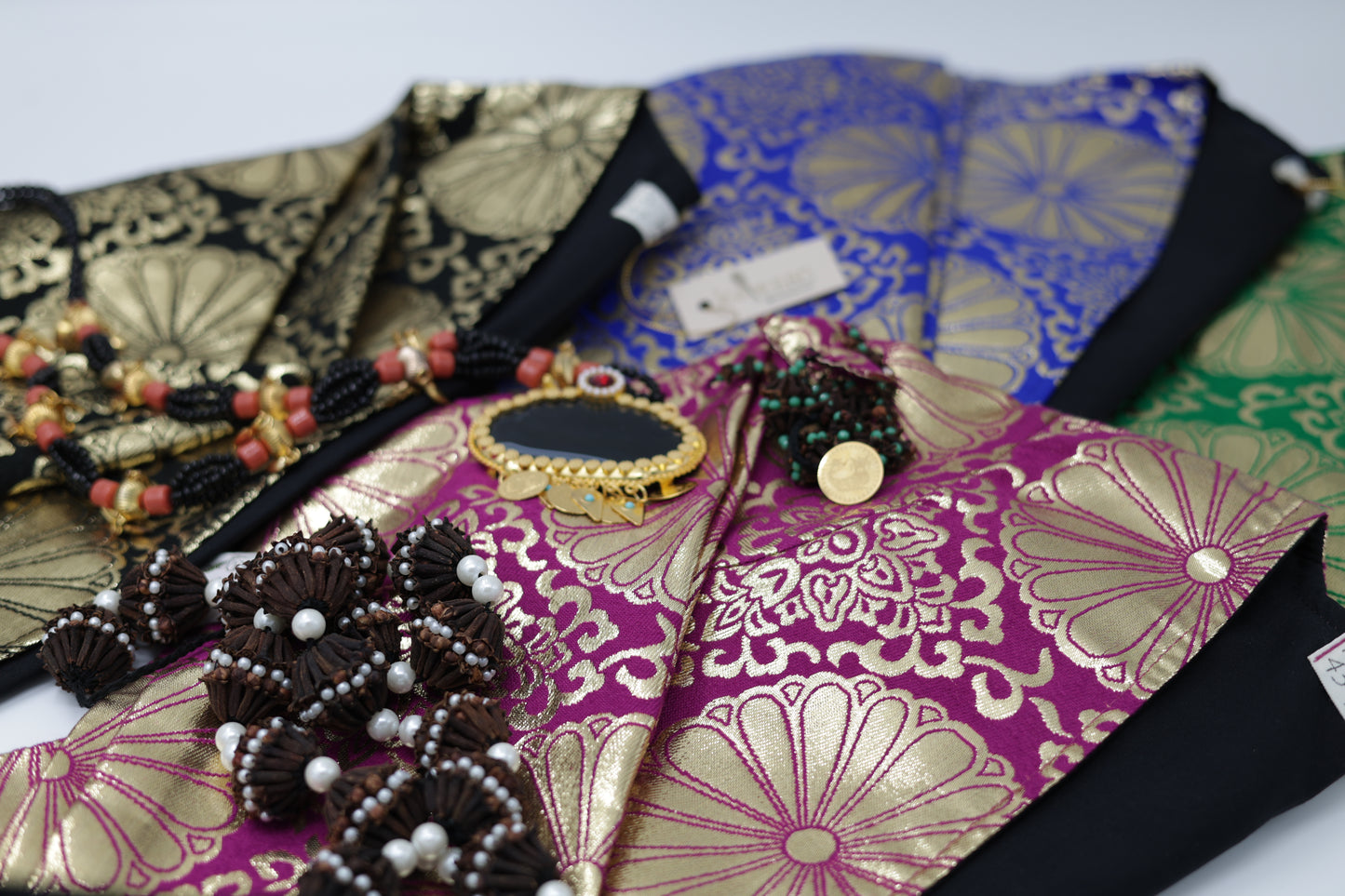 Carbon Blue Salte - vest with Arms Kuwaiti - ( only one item )