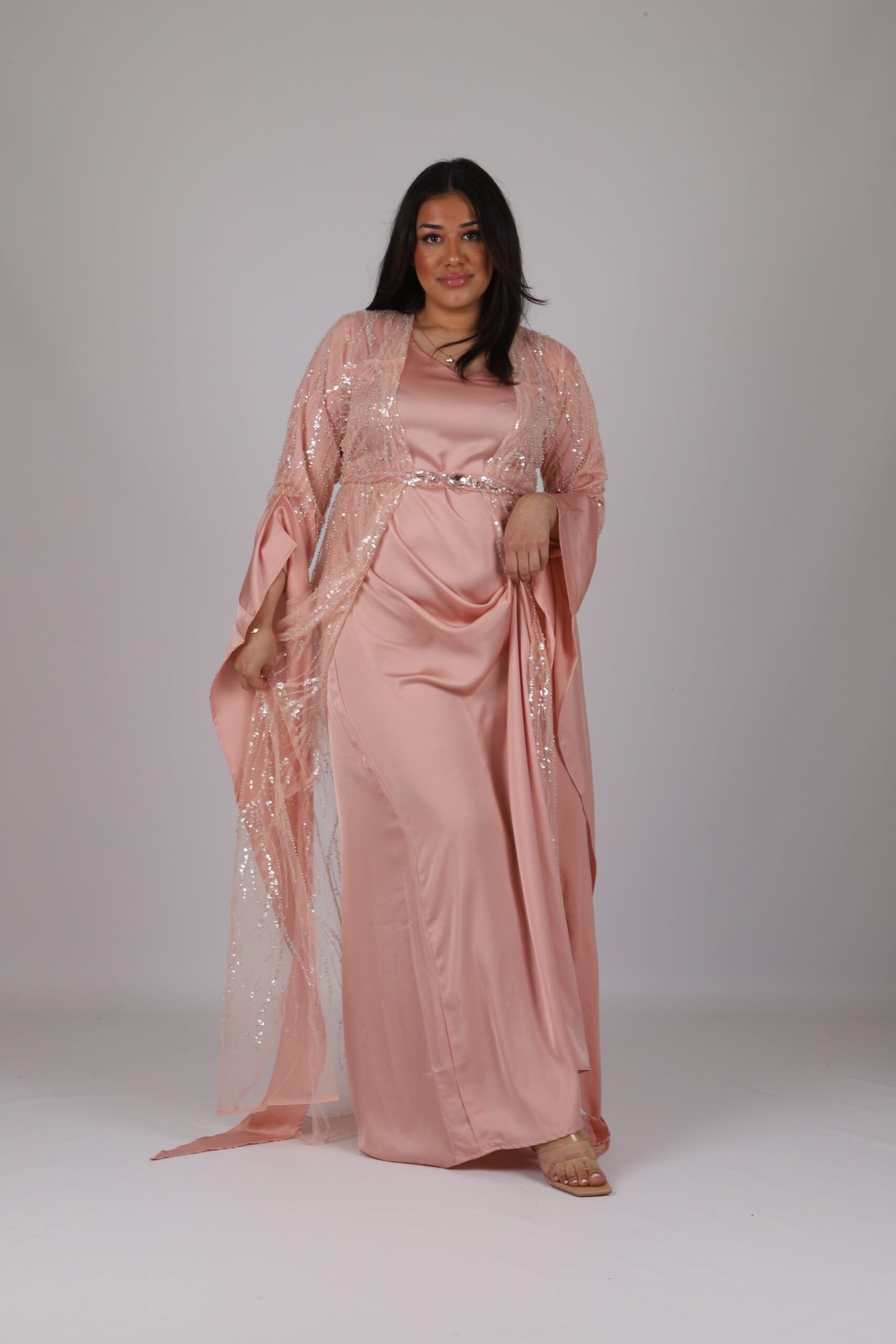 Champagne Crystals EmbroideredKewsan textile and more Kurdish women, Kurdish clothes, Kurdische kleider