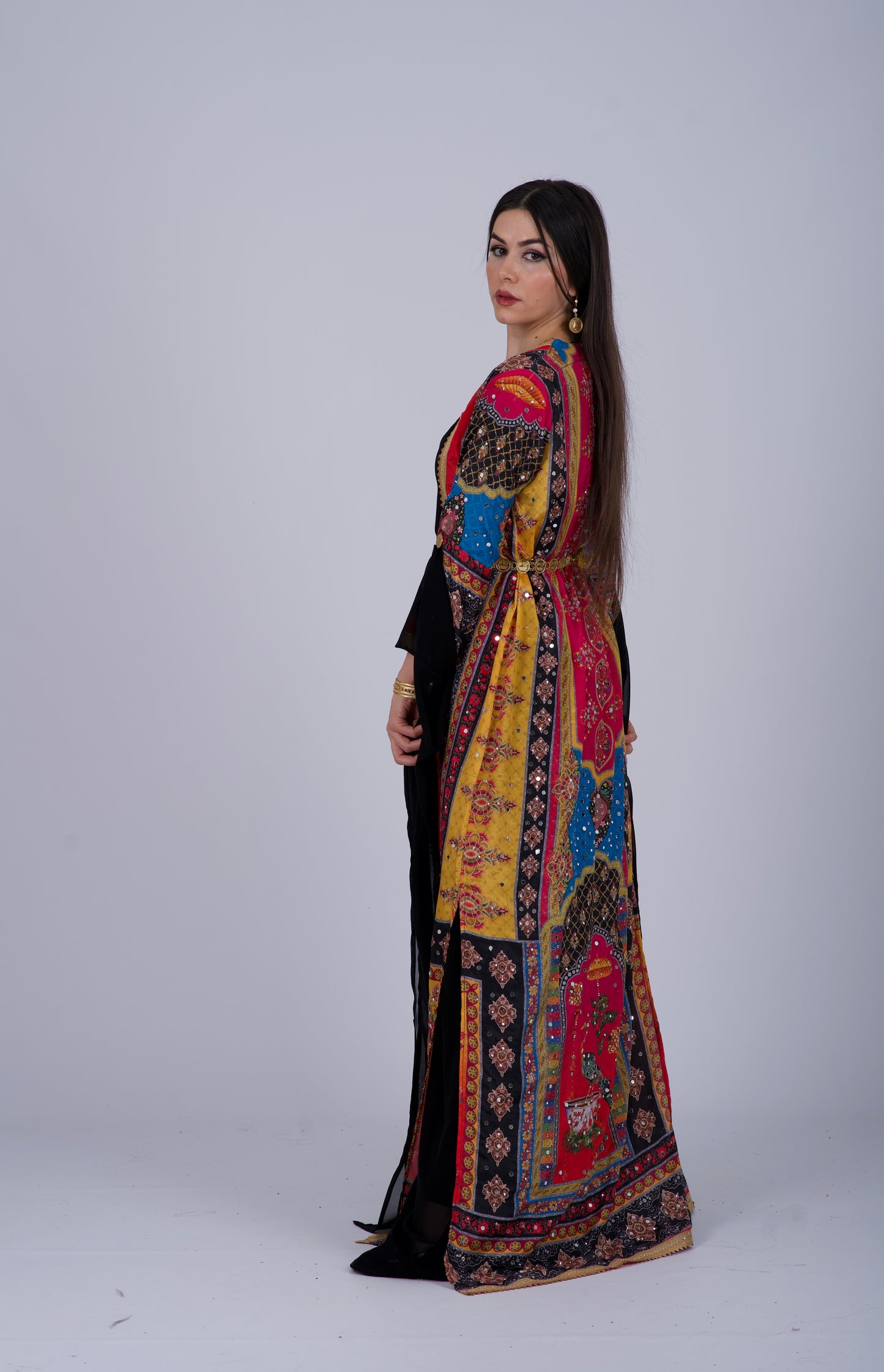 Rengîn Collection – Elegant Pastel Kurdish Kawa with Stones and Mirrors