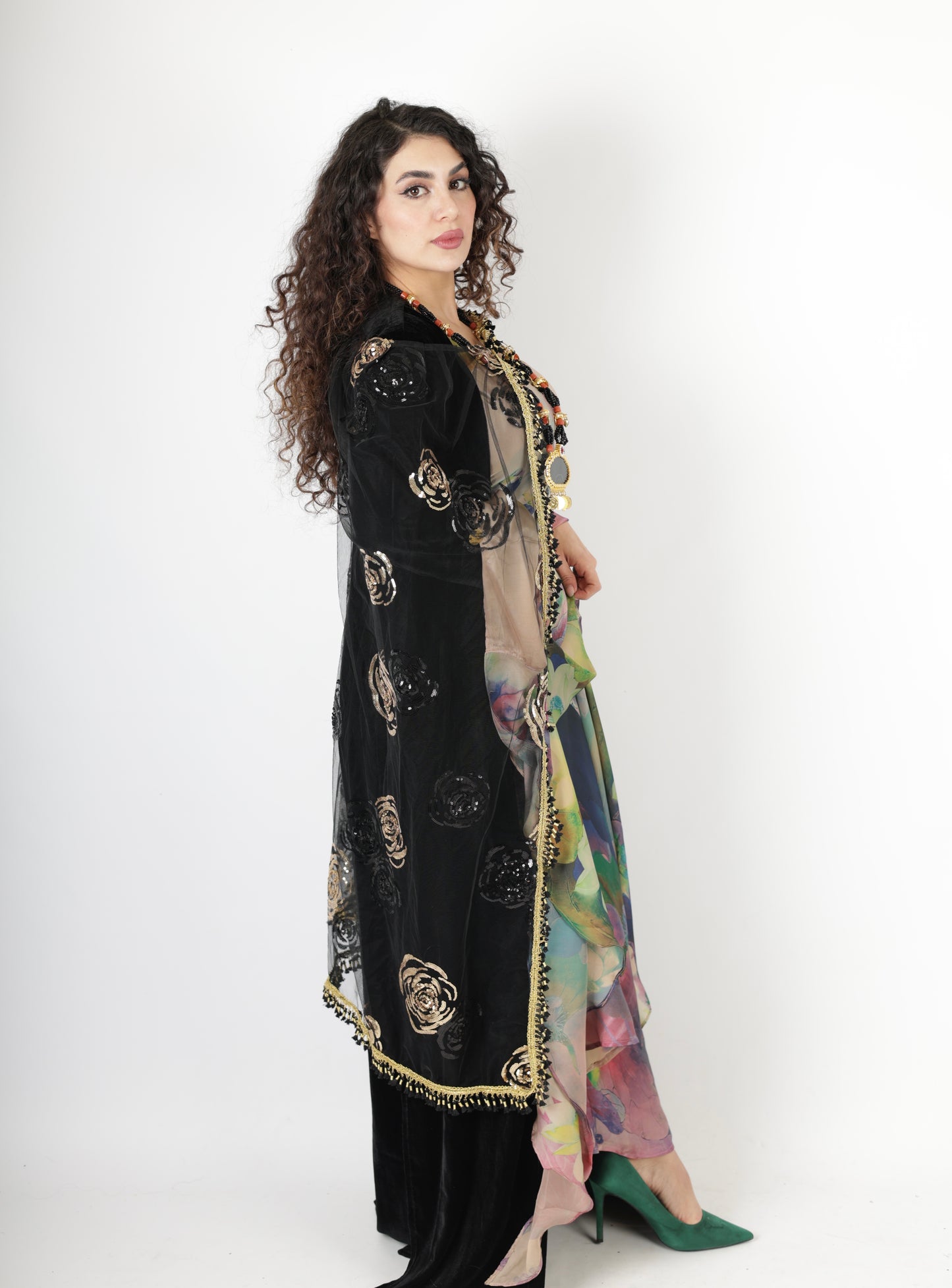 chnar  Kurdish Dress complete with long kawa velvet 3 items