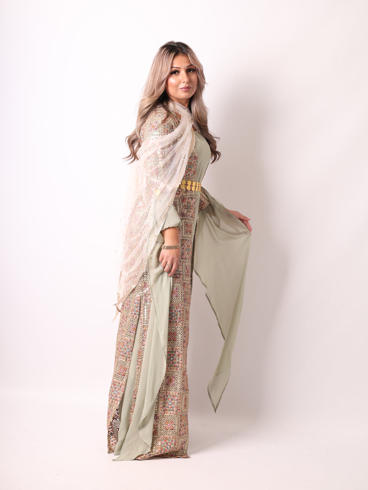 Cudi/Judi Kurdish Dress Green – Luxury Embroidered 4 -Piece Set Mint green including Dasmal
