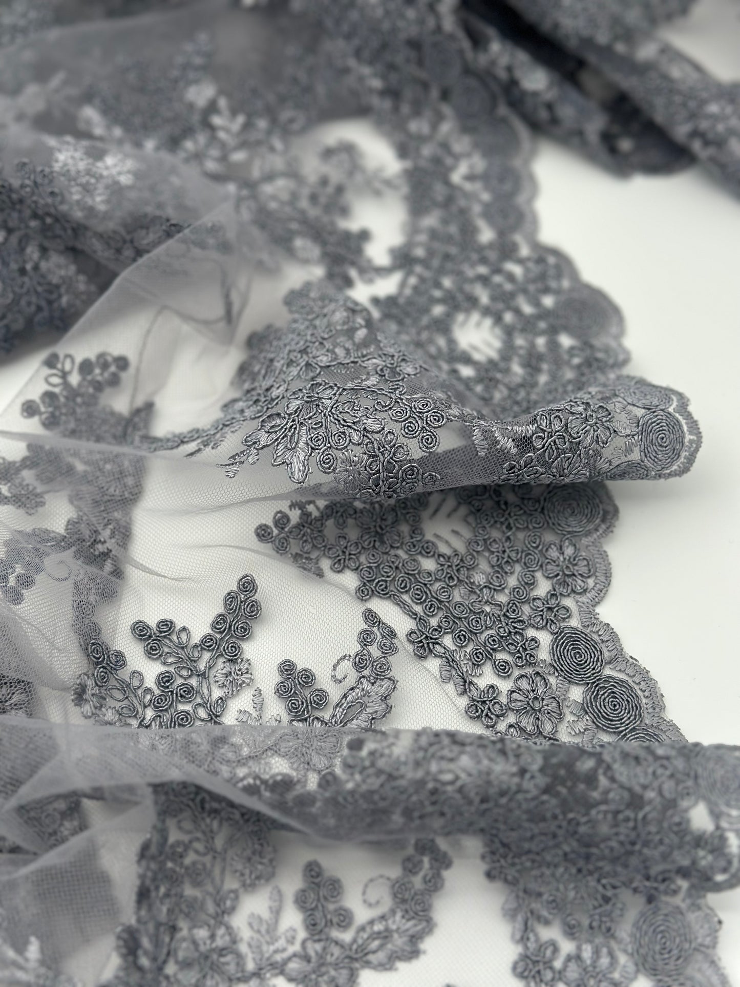 💜 Sakar – 2-Piece Kurdish Dress in Lavender-Grey | Modern, Soft & Graceful