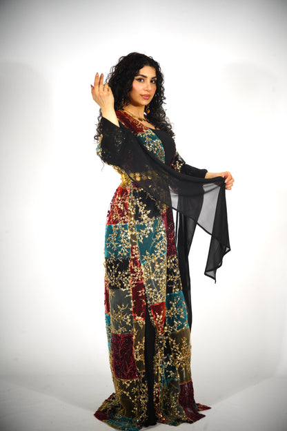 Die Armani Kurdish Dress Eco-Kollektion umfasst den Shamaran-Gürtel