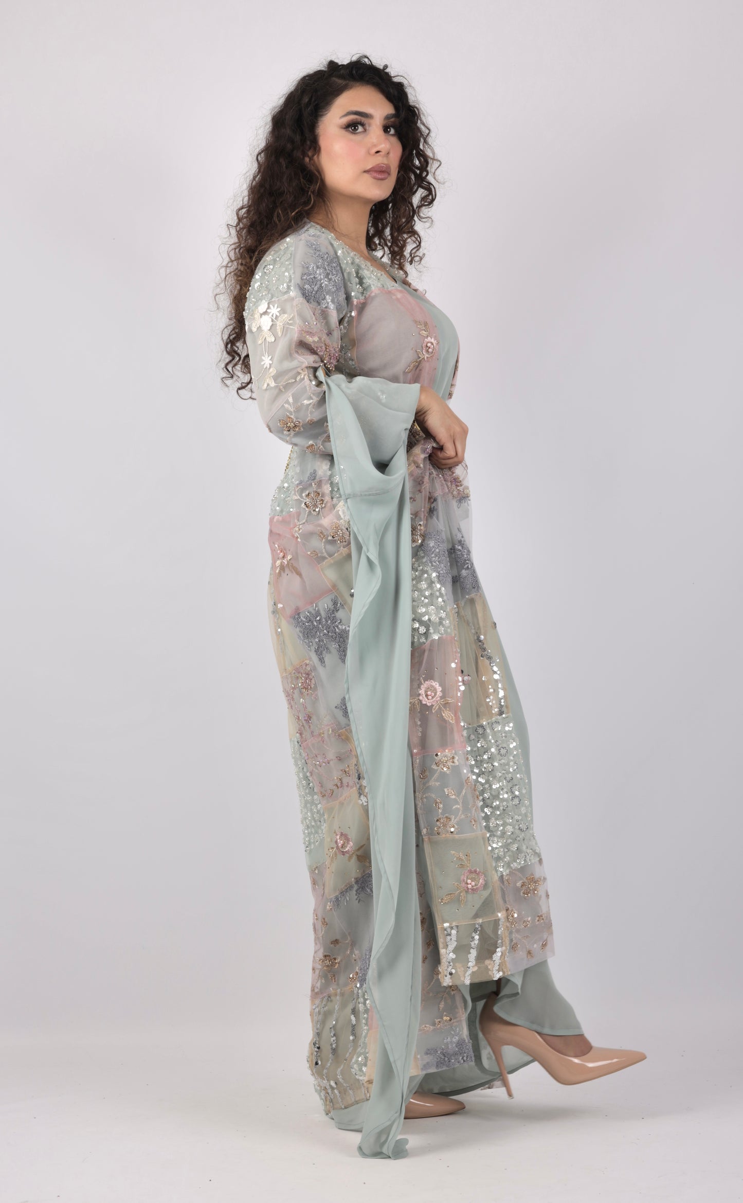 Awesar – Exclusive Kurdish Eco Set  Handcrafted • Sustainable • Meaningful  5 items and includes Belt and Arm pins as gift