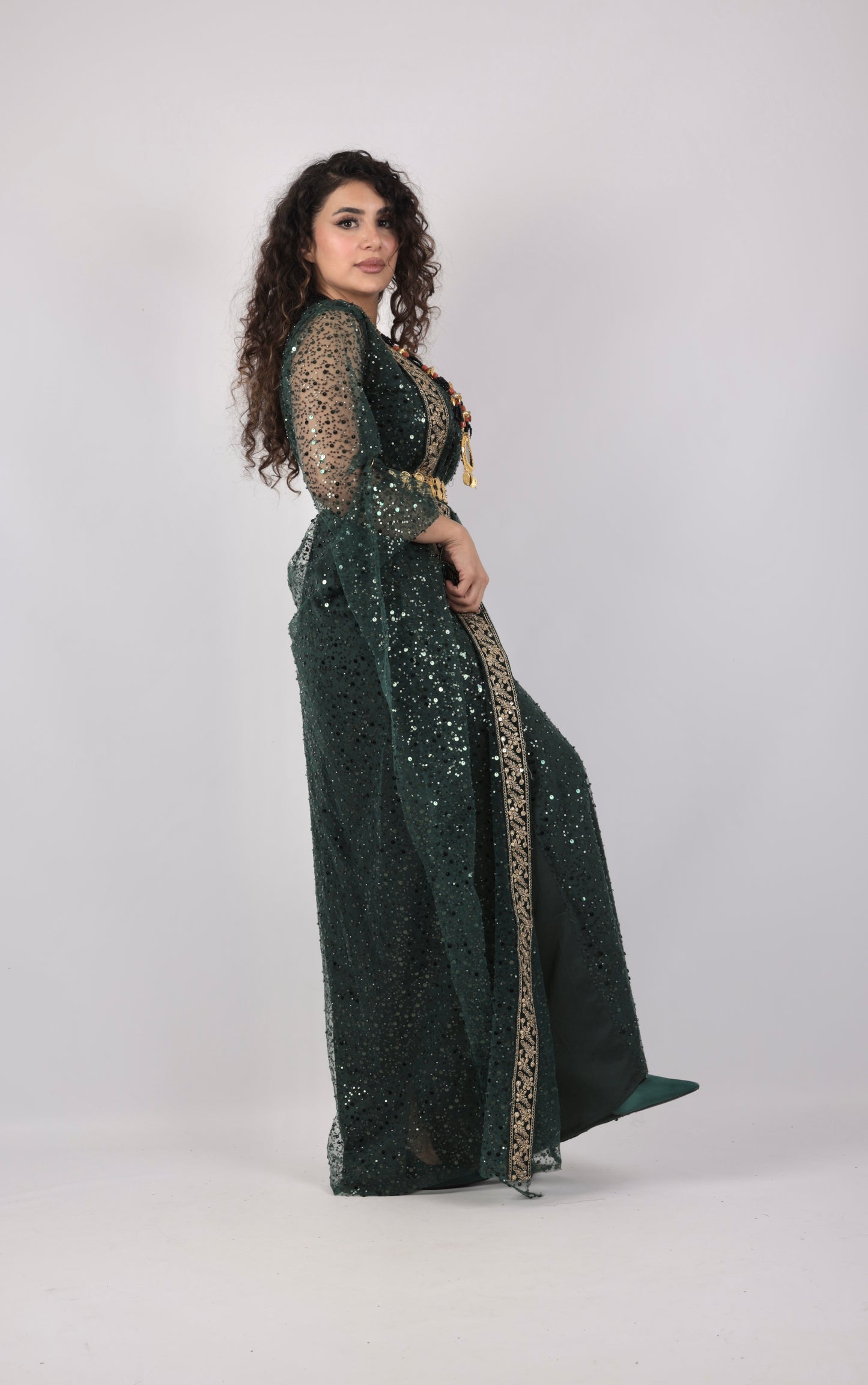 🌿 Dark Green Kurdish Kawa Dress with Embroidery (Includes Kras & Underdress