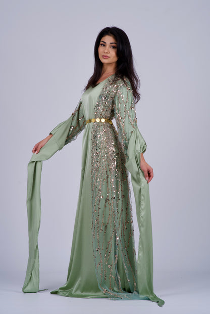 Elegant Green Kurdish Dress with Gold Embroidery – Perfect for Weddings & Newroz