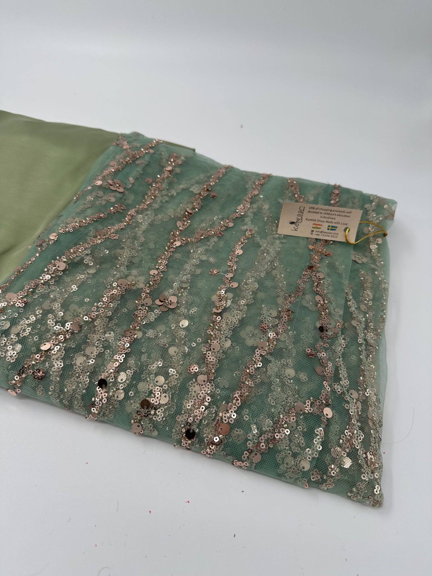 Elegantes grünes kurdisches Kleid Gold für Hochzeiten Newroz