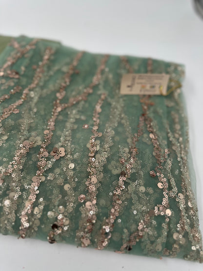 Elegantes grünes kurdisches Kleid Gold für Hochzeiten Newroz