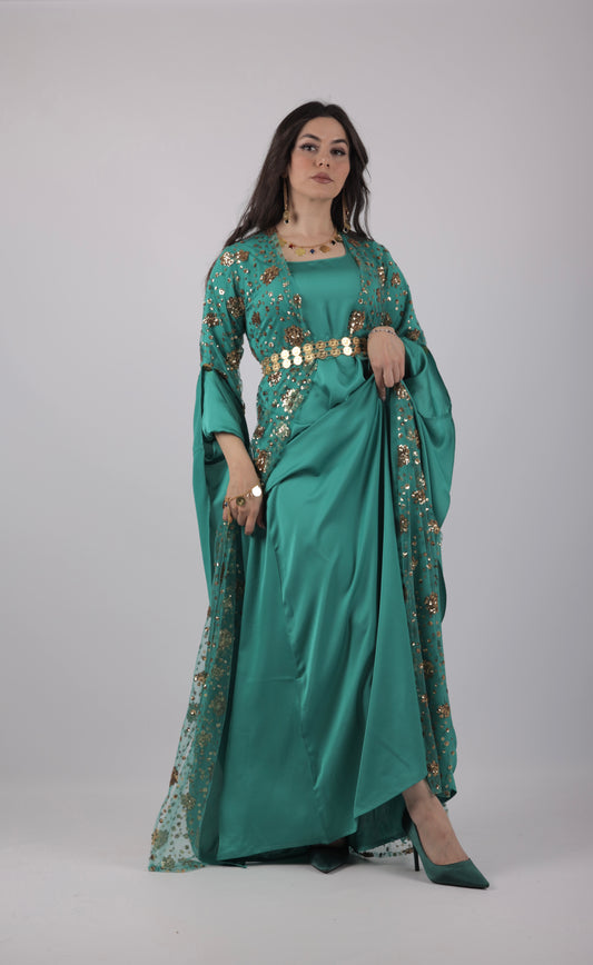 Chro Collection – Green Kurdish Dress with Golden Flower Embroidery (2-Piece Set)