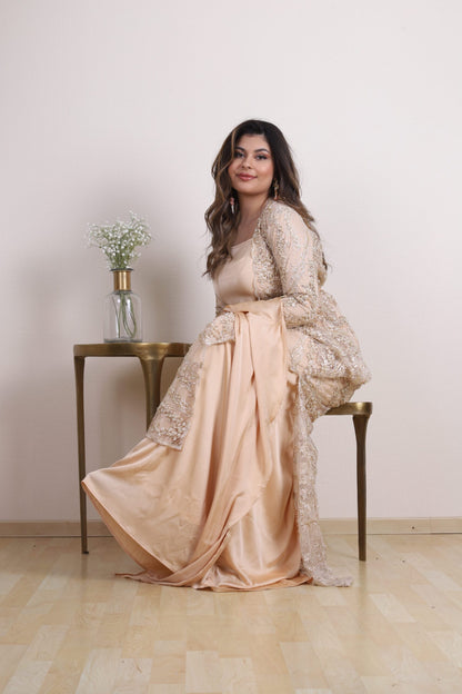 Luxury Hand Beaded peach Champagne set with beltKewsan textile and more Kurdish women, Kurdish clothes, Kurdische kleider