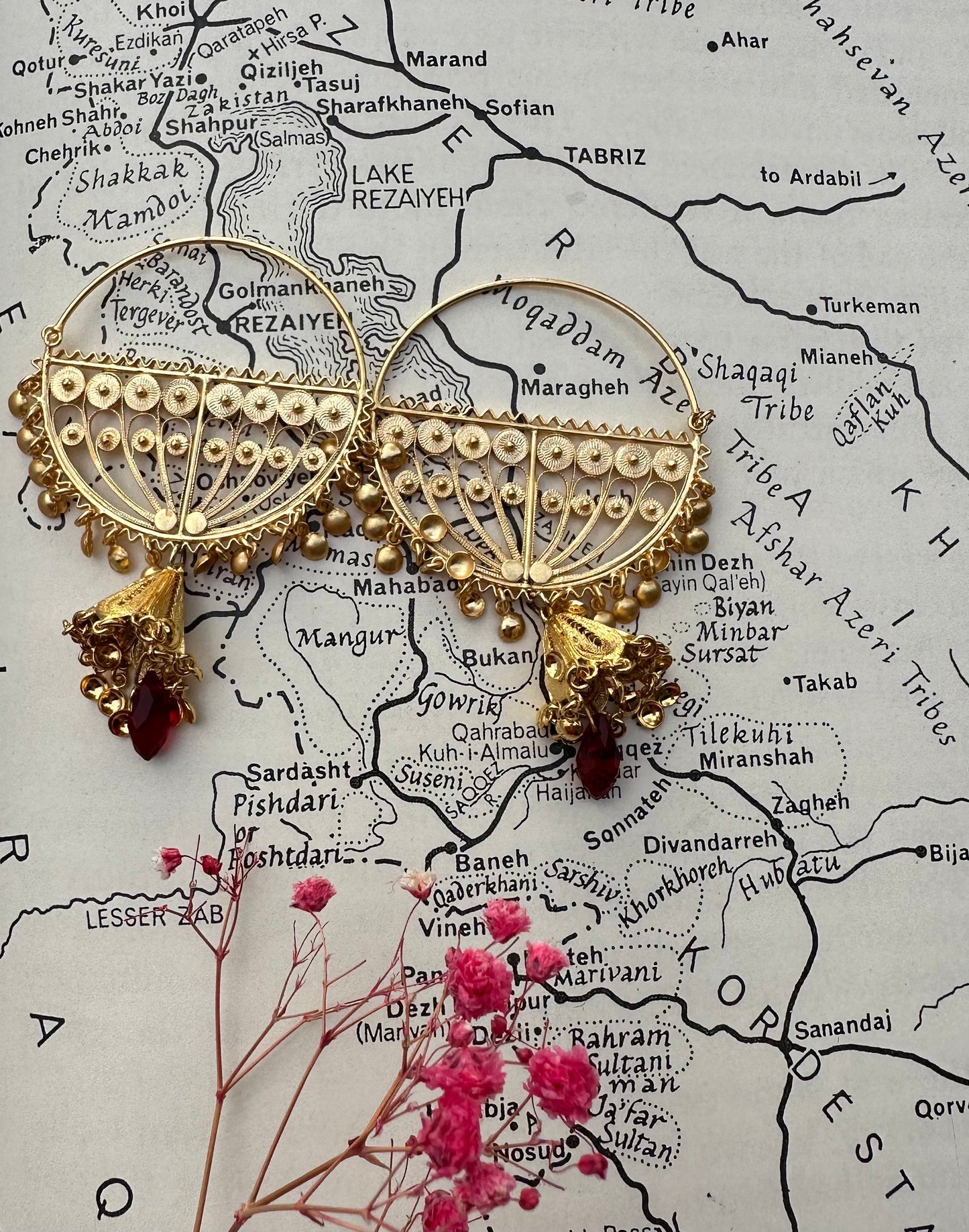 Handmade Gold-Plated Kurdish Earrings – Piale Zengi (پیاڵە زنگی)