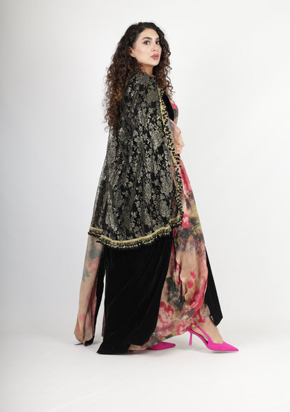 Stran Kurdish Dress complete with long kawa velvet