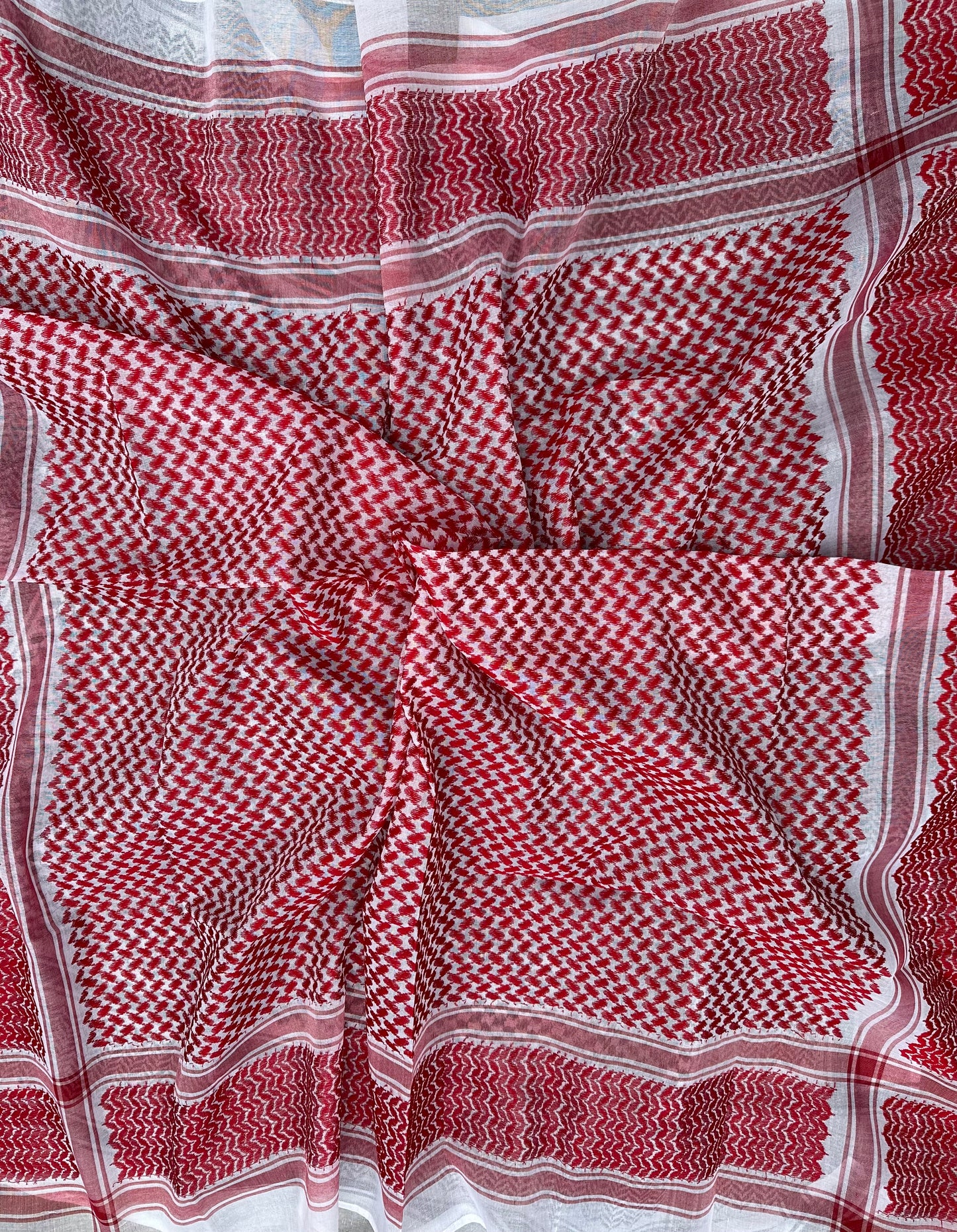 Red and White Kurdish Shemagh | 140x140 cm