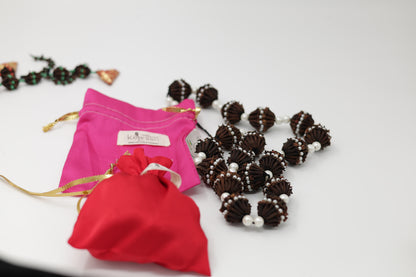 Mêxek – Traditional Kurdish Necklace Made with Beads & Fragrant Herb