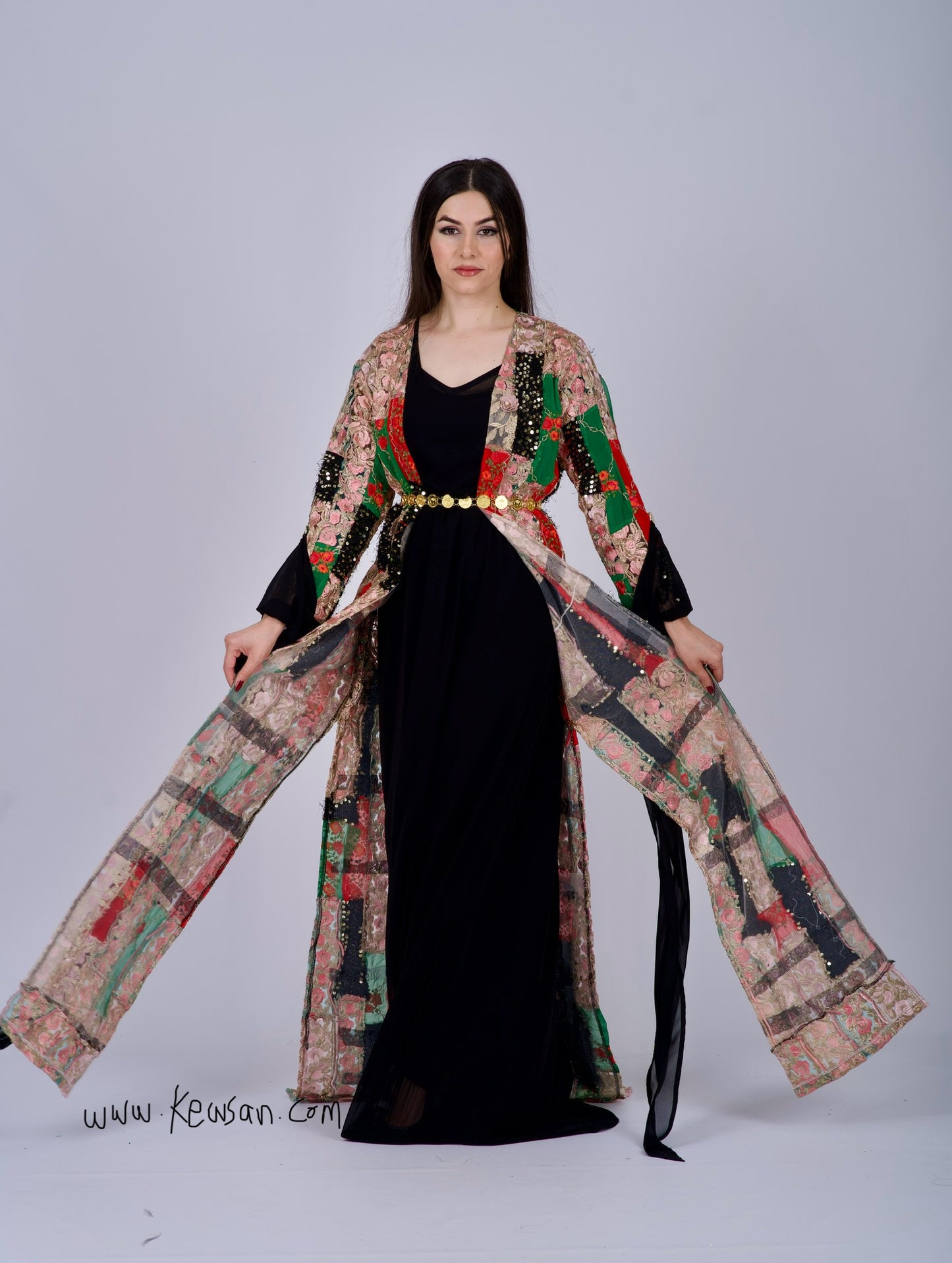 Kurdische Mode Öko-Kollektion A