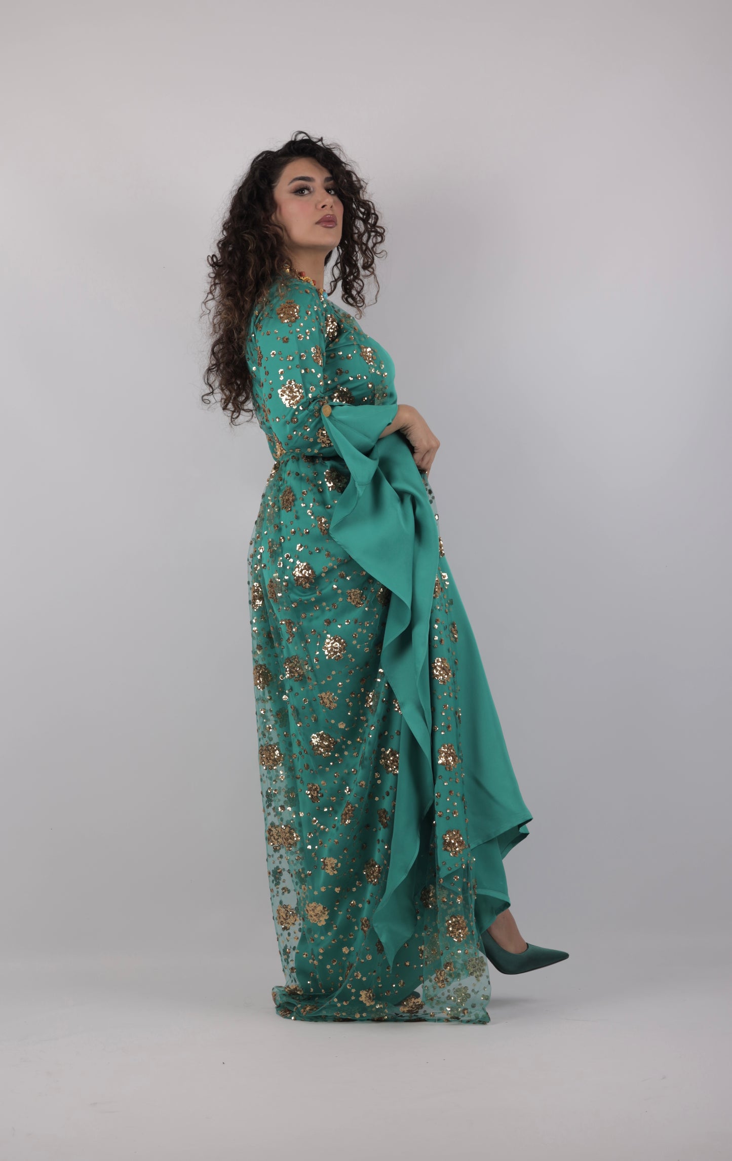 Chro Collection –Badini Model Green Kurdish Dress with Golden Flowers (Badini Model, Celebrity Style) 2 items