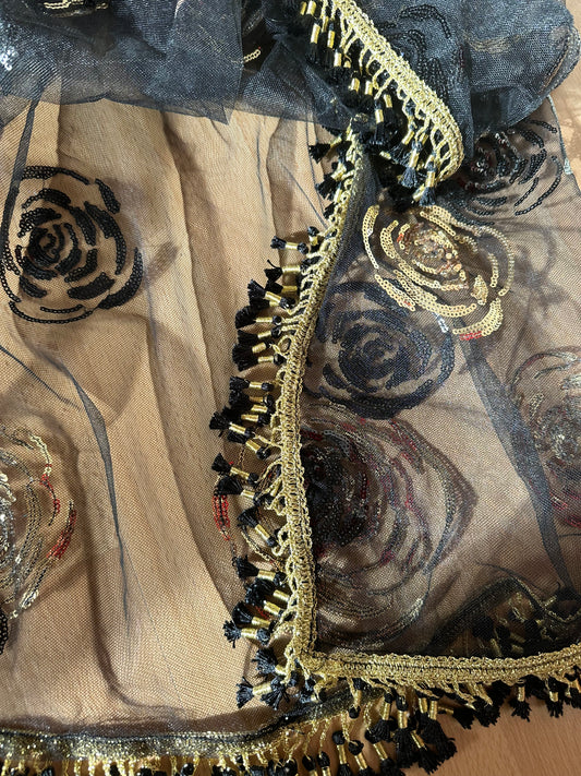 Kolwane Nishtman Black /Golden AKewsan textile and more Kurdish women, Kurdish clothes, Kurdische kleider