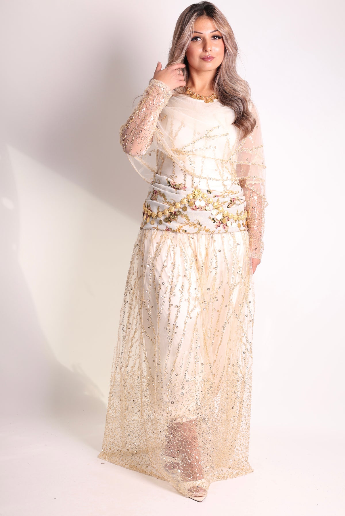 Mukeryani Newroz Off white