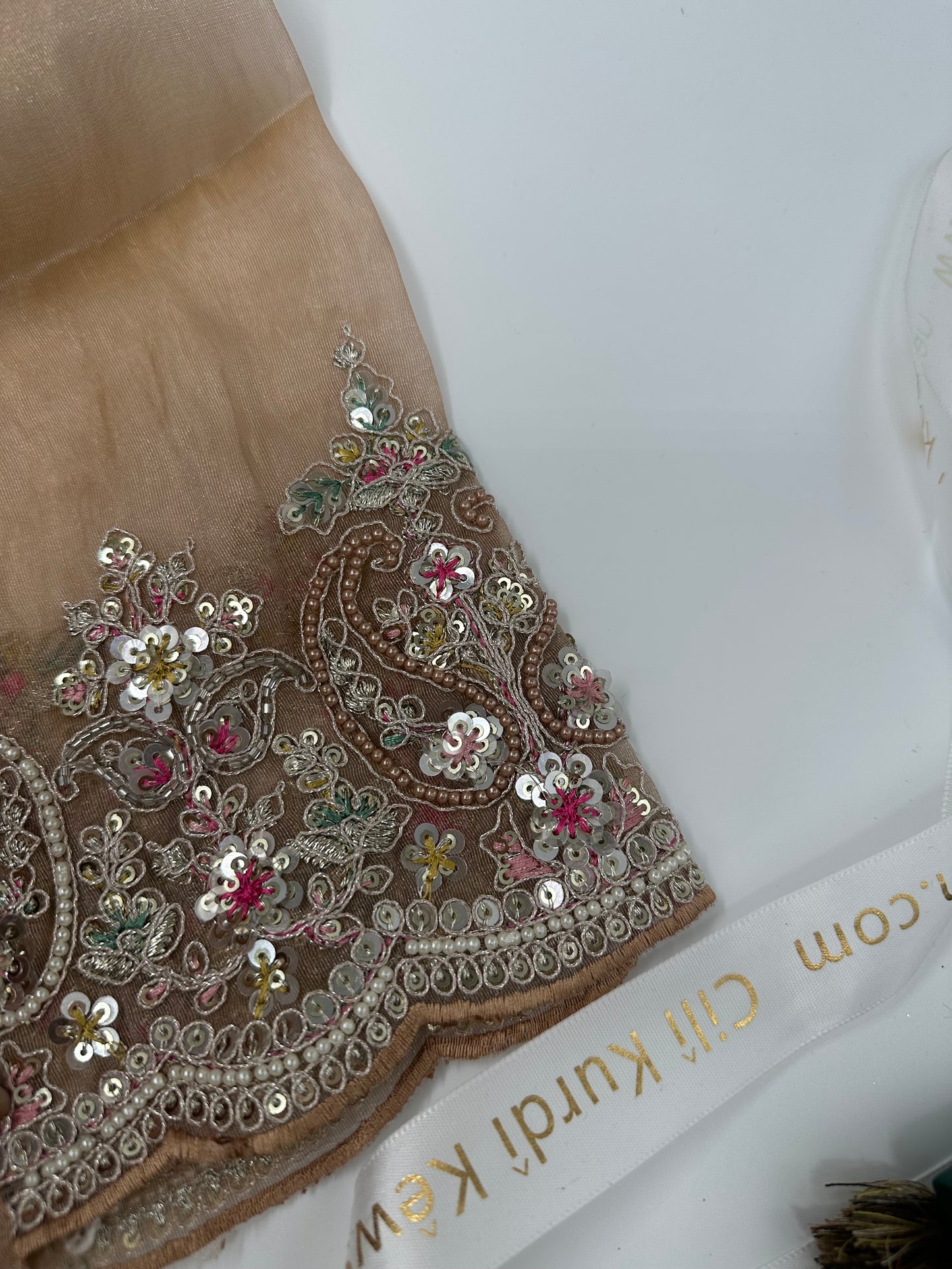 Kurdistan Collection Light Brown