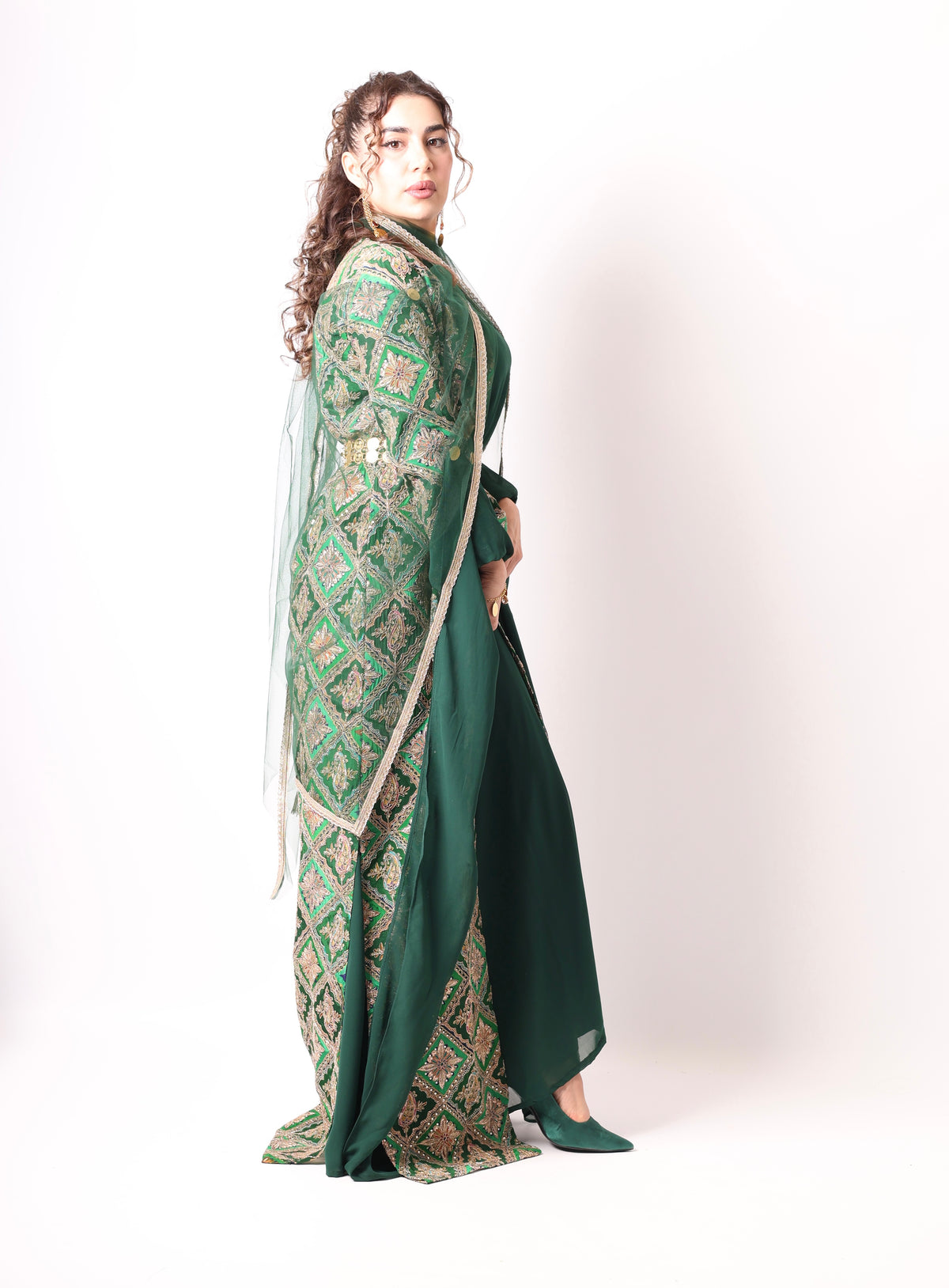Monire  Dark Green 4  items including Dasmal with  Dark green