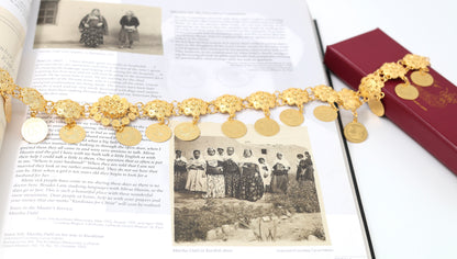 Kurdish Classic Sar Peshtwên including Box