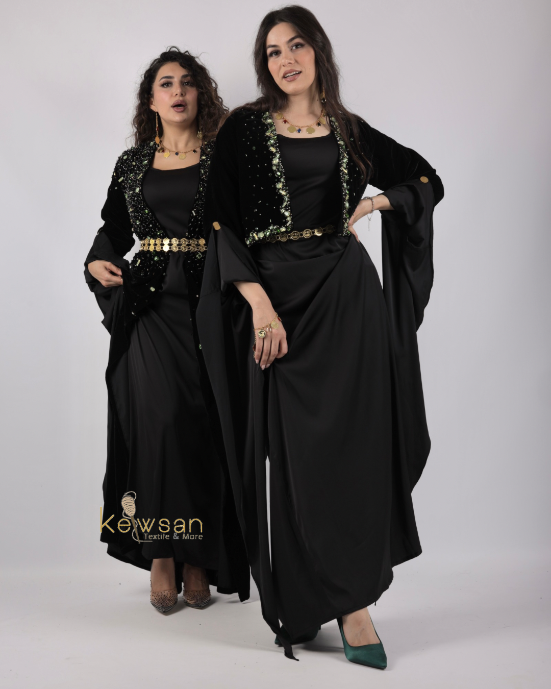 Crystal stones Swarwdki including Belt and arm pins