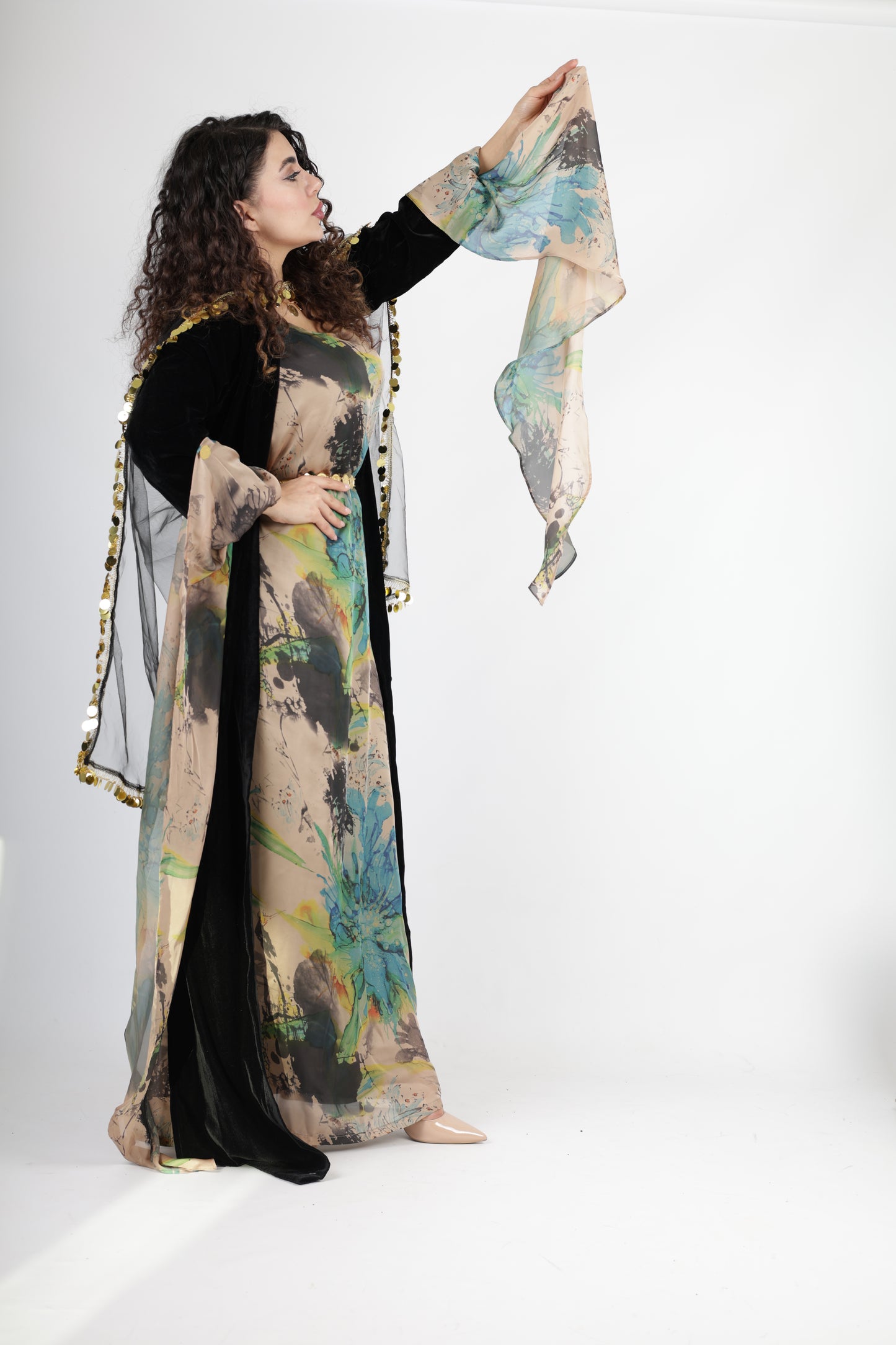 Awrang Kurdish Dress complete with Kawa velvet