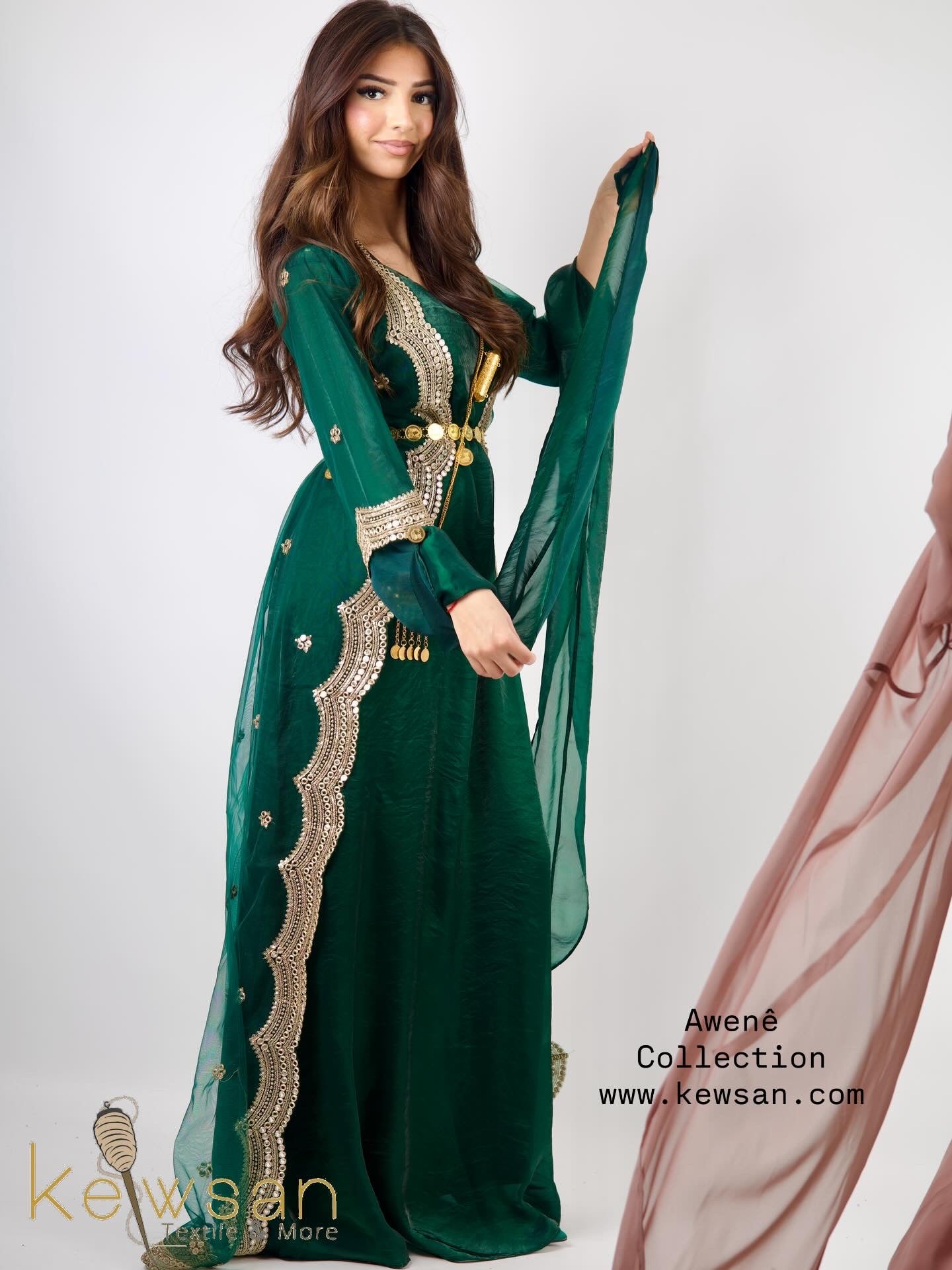 Awêne Kurdish Dress Dark Green