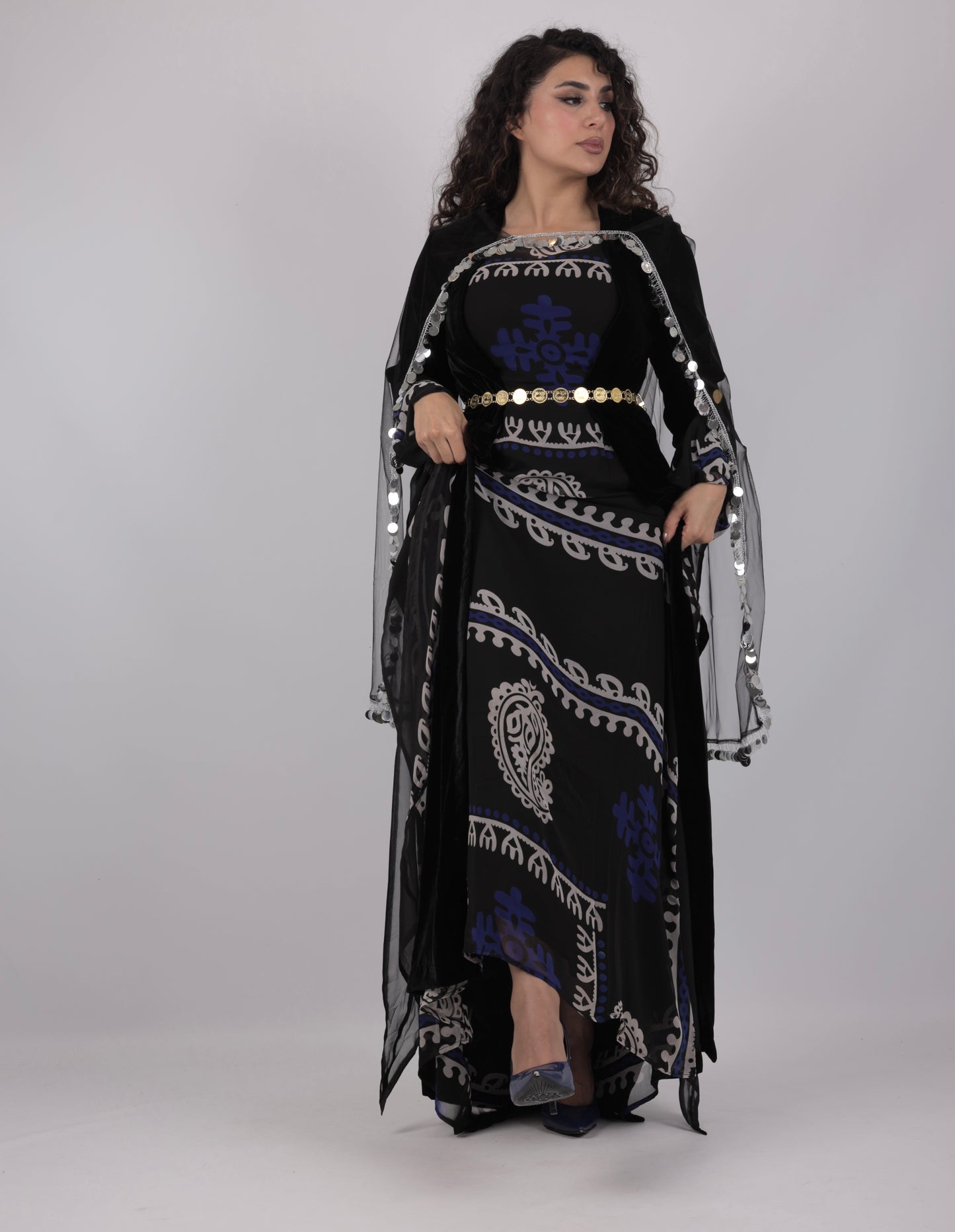 Golwanî, Hawrî Kiras & carbon blue  with kawa Velvet – Traditional Kurdish 4 Piece Dress