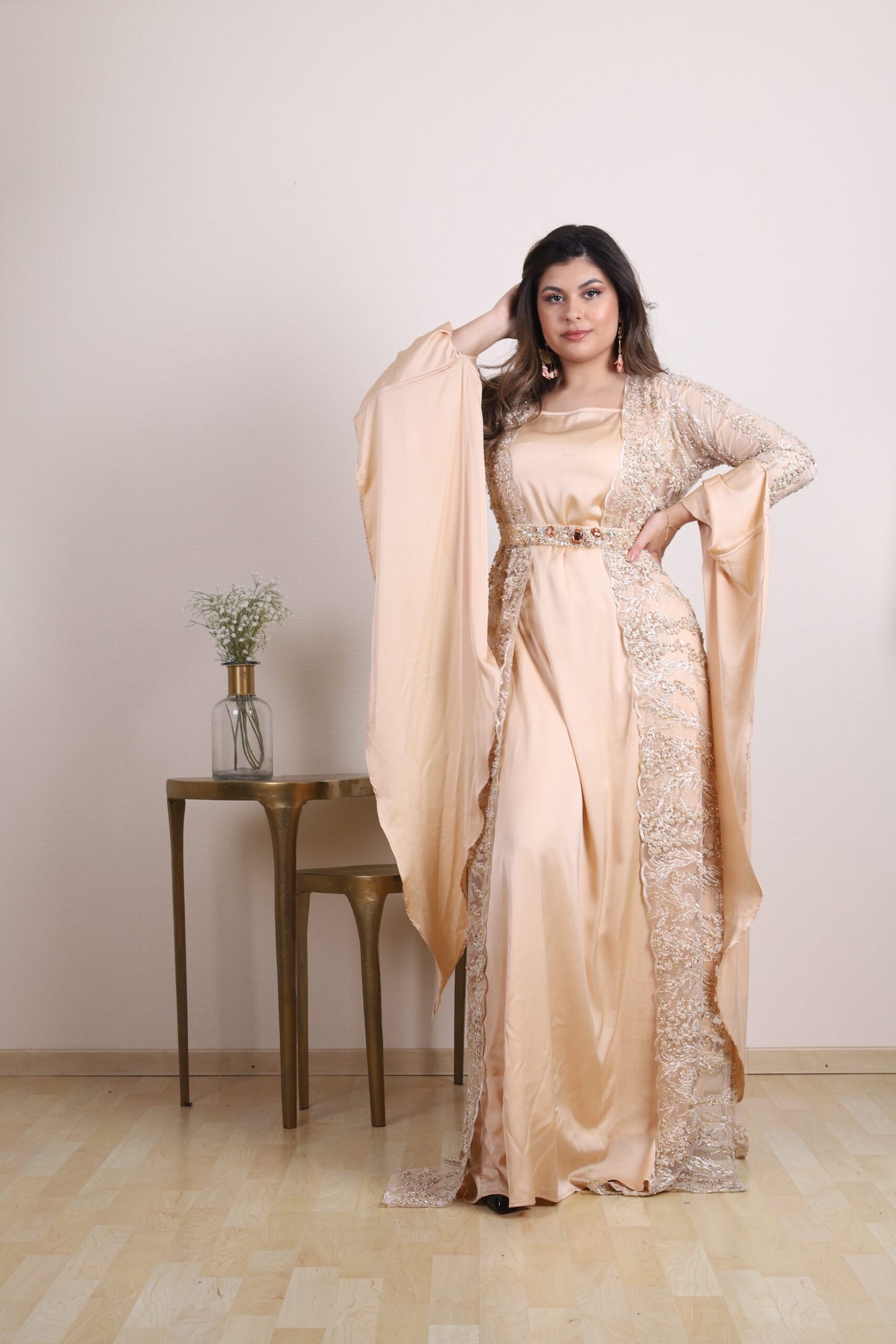 Luxury Hand Beaded peach Champagne set with beltKewsan textile and more Kurdish women, Kurdish clothes, Kurdische kleider