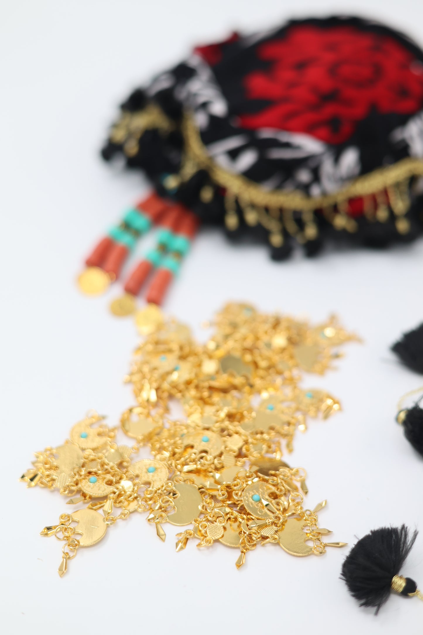 Kurdish Hat with Hawri ( Golwani) Need to Sew Chain on hat