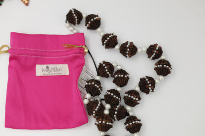 Mêxek – Traditional Kurdish Necklace Made with Beads & Fragrant Herb