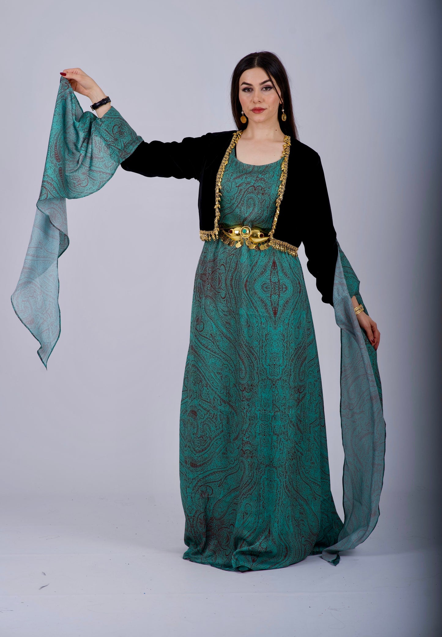 Elegant Kurdish Dress in High-Quality Silk Satin – 3-items