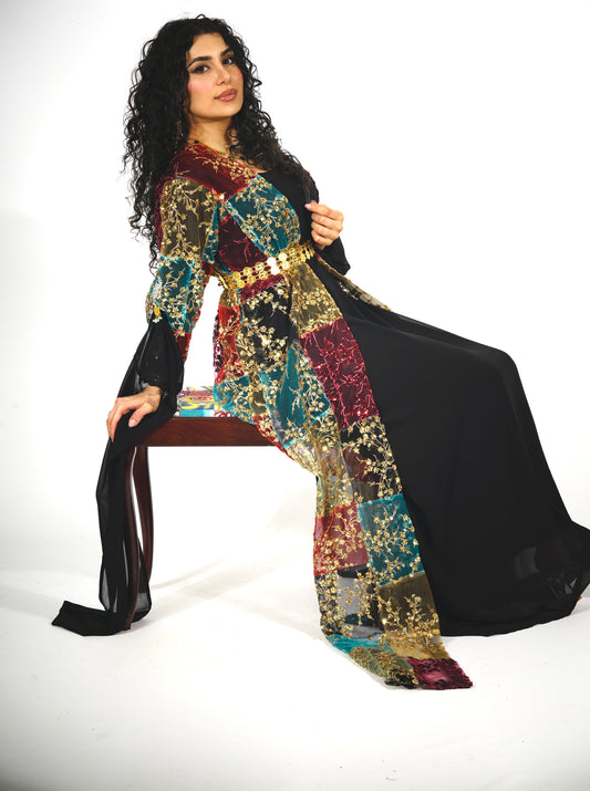 Die Armani Kurdish Dress Eco-Kollektion umfasst den Shamaran-Gürtel