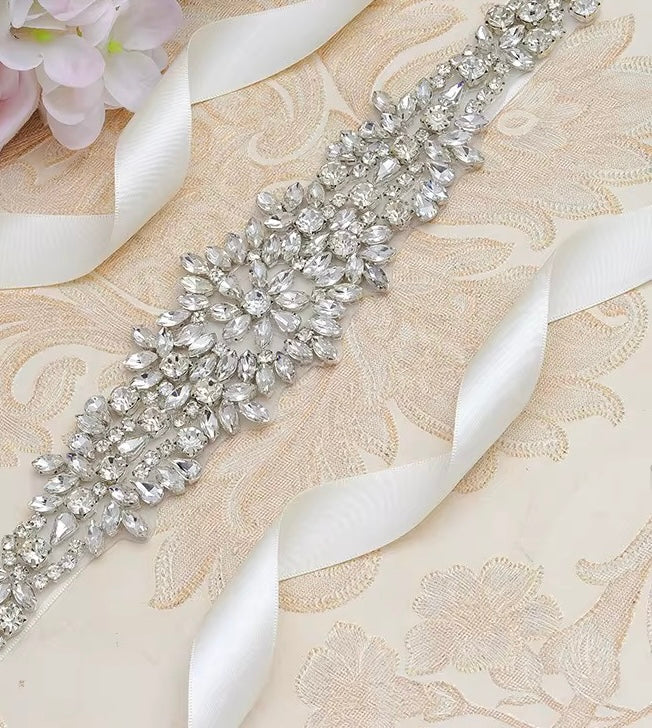 Silver Crystal Belt with Elegant Design