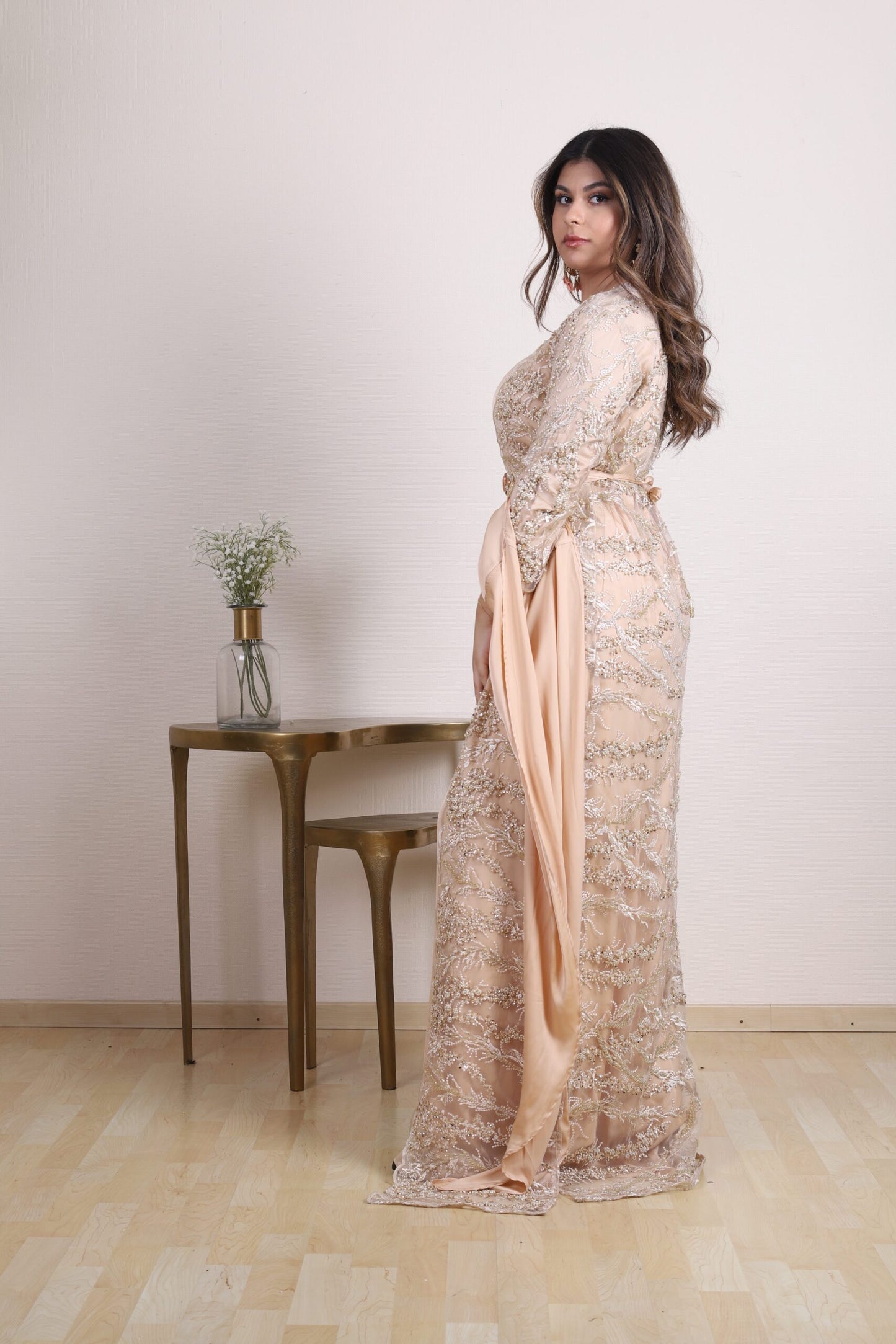 Luxury Hand Beaded peach Champagne set with beltKewsan textile and more Kurdish women, Kurdish clothes, Kurdische kleider