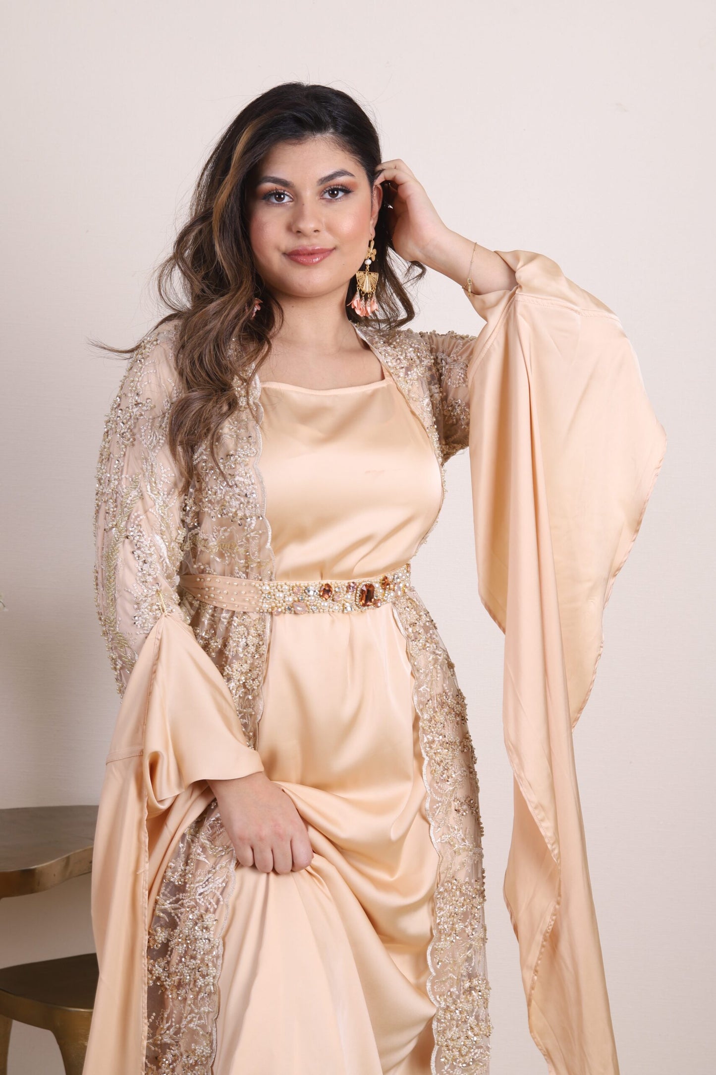 Luxury Hand Beaded peach Champagne set with beltKewsan textile and more Kurdish women, Kurdish clothes, Kurdische kleider