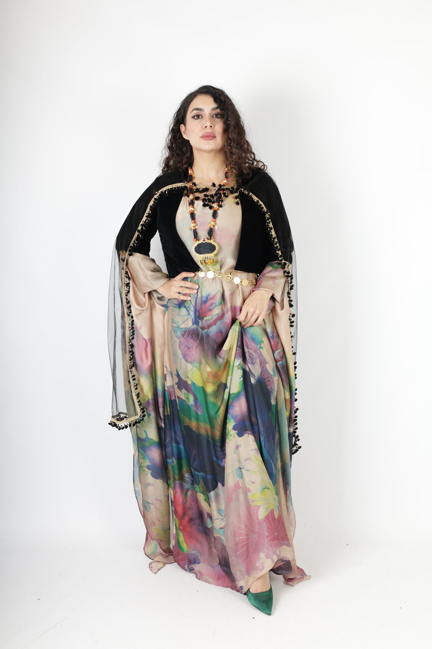 Chnar  Kurdish Dress complete with Salte velvet 4 items