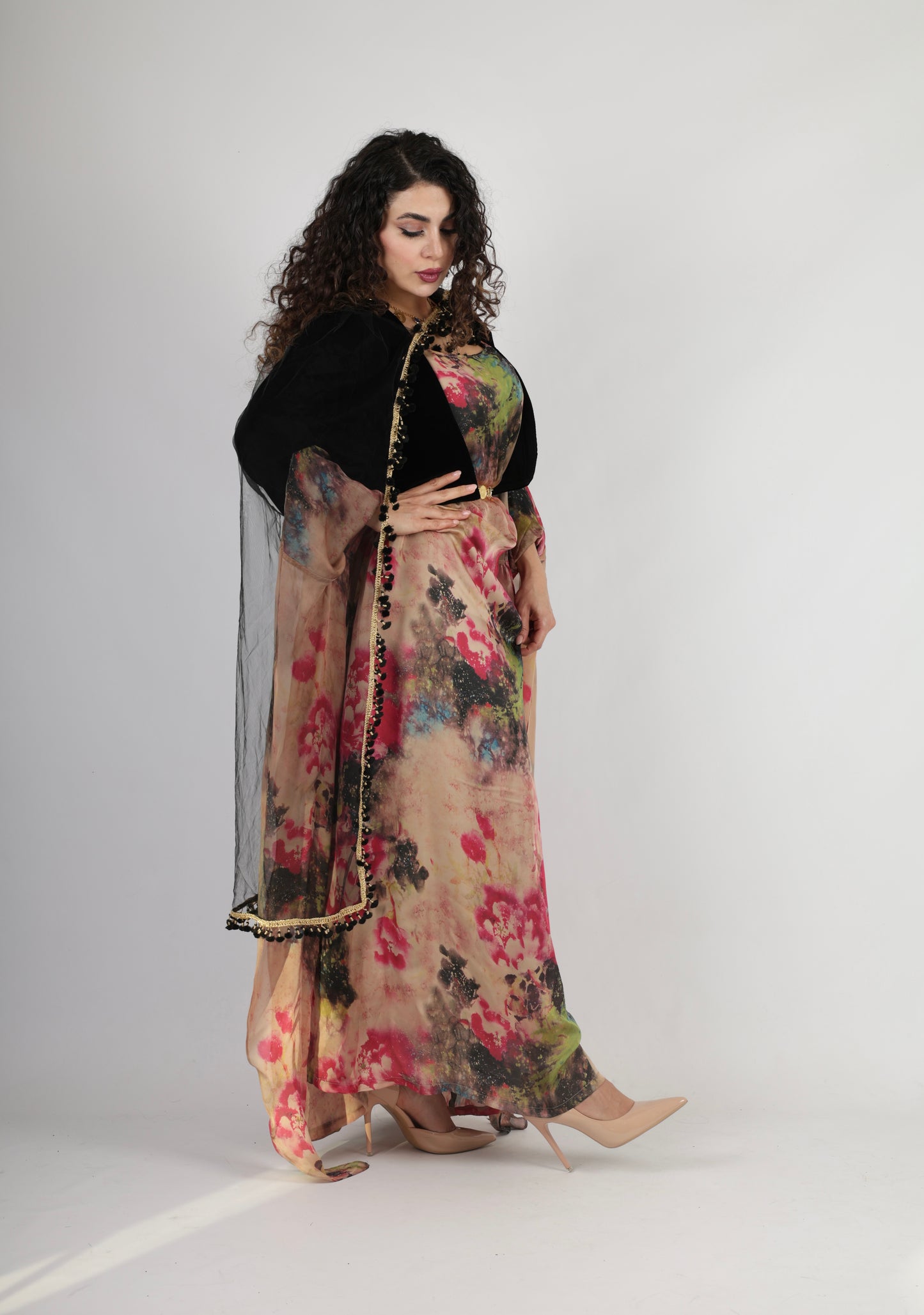 Stran Kurdish Dress complete with Salte velvet