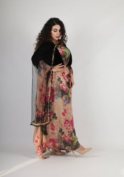Stran Kurdish Dress complete with Salte velvet