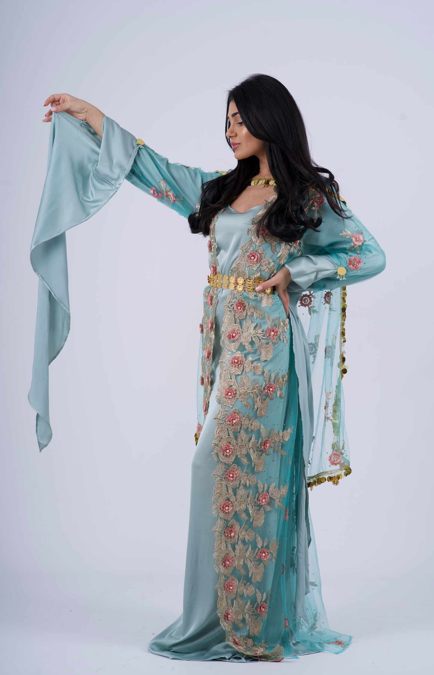 Turquoise Elegant 3-Piece Kurdish Clothing Set – Kawa, Kiras & Kolwane Golperîn