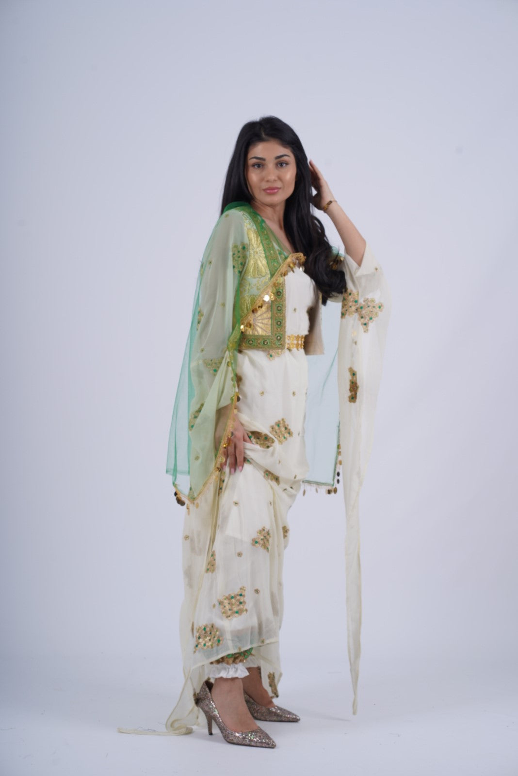 Bahar – Timeless Kurdish Dress with Off-White, Golden &amp; Green Elegance