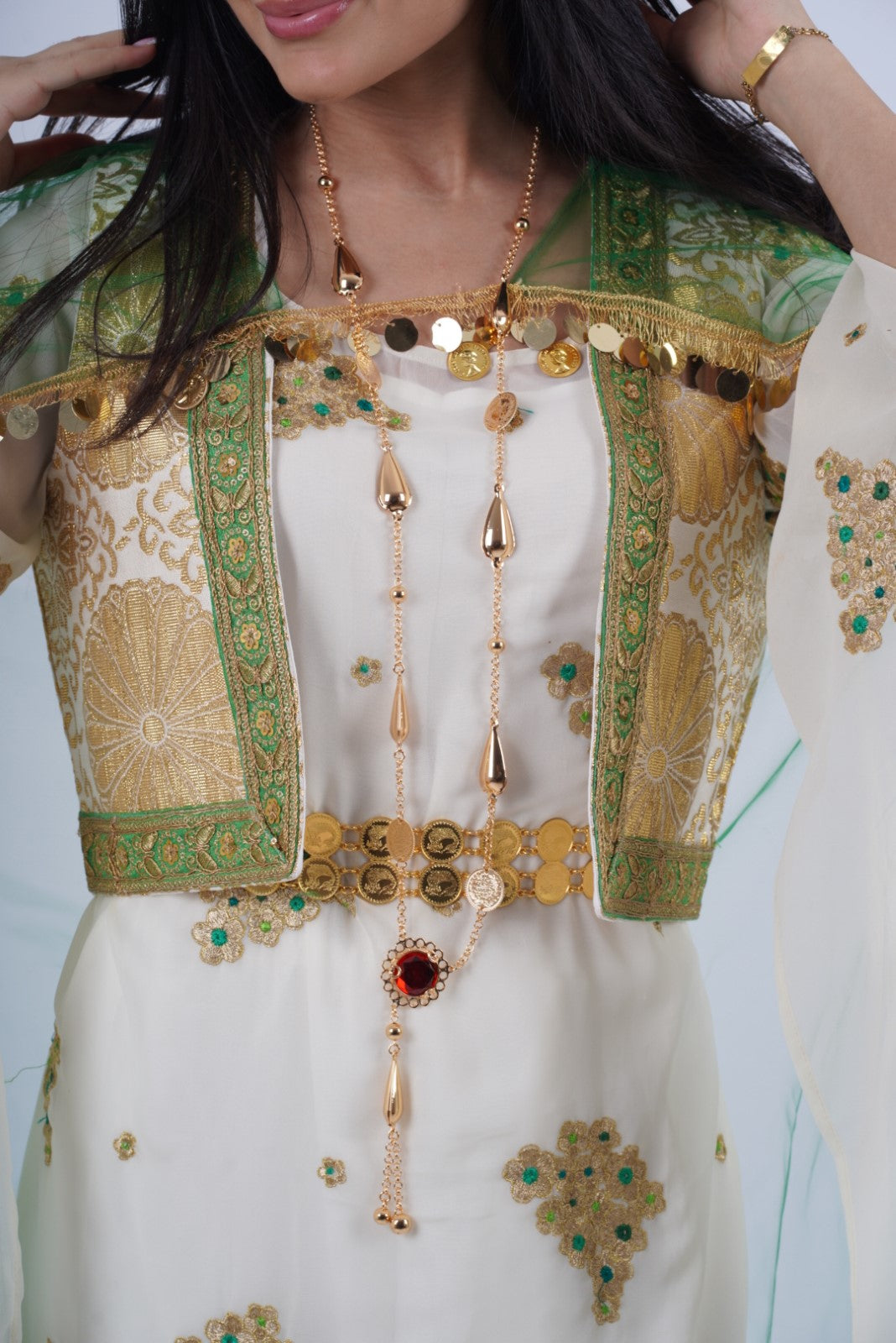 Bahar – Timeless Kurdish Dress with Off-White, Golden &amp; Green Elegance