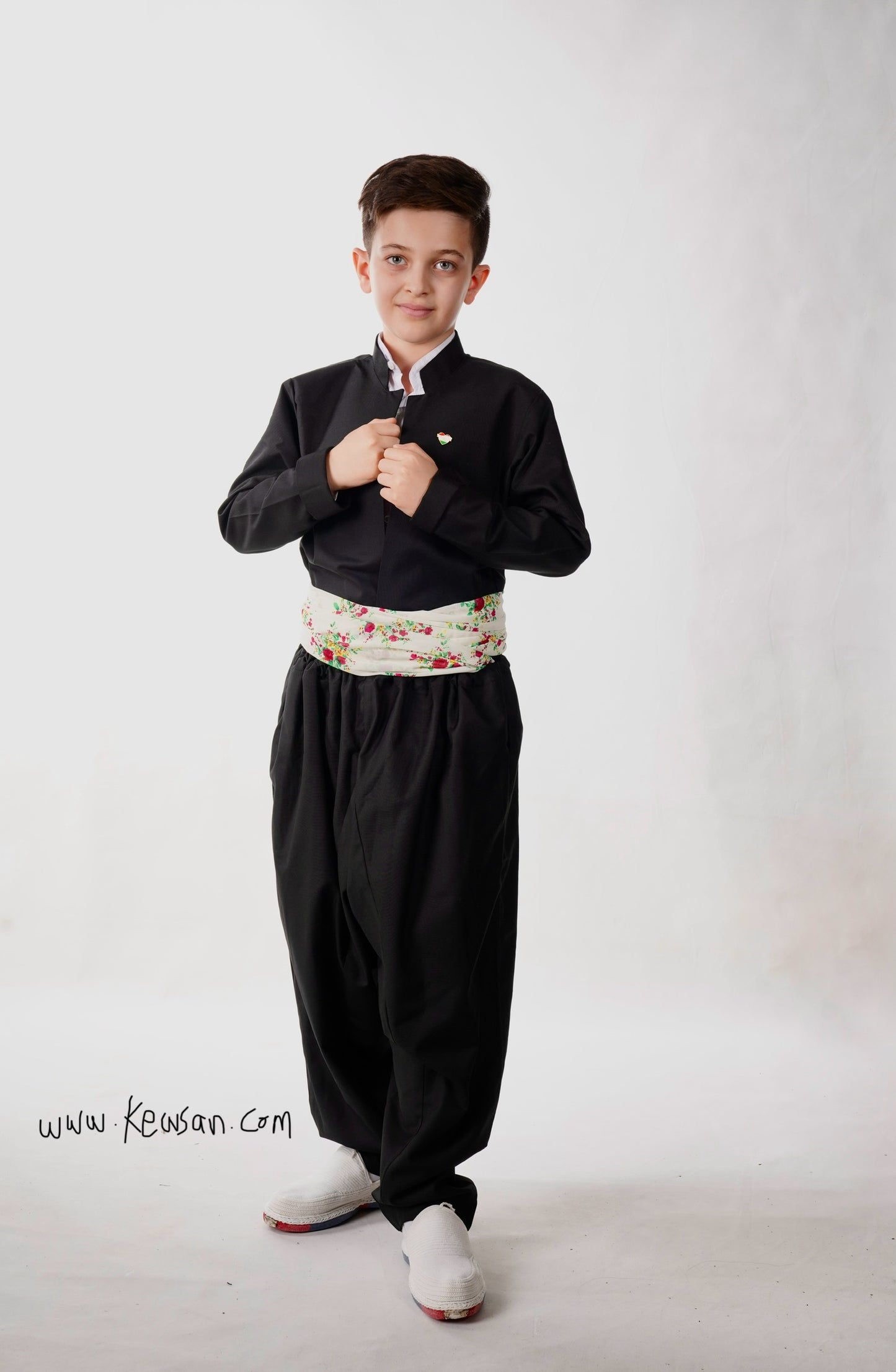 Traditional Kurdish Boys Outfit – Complete Set (1-18 Years) Black