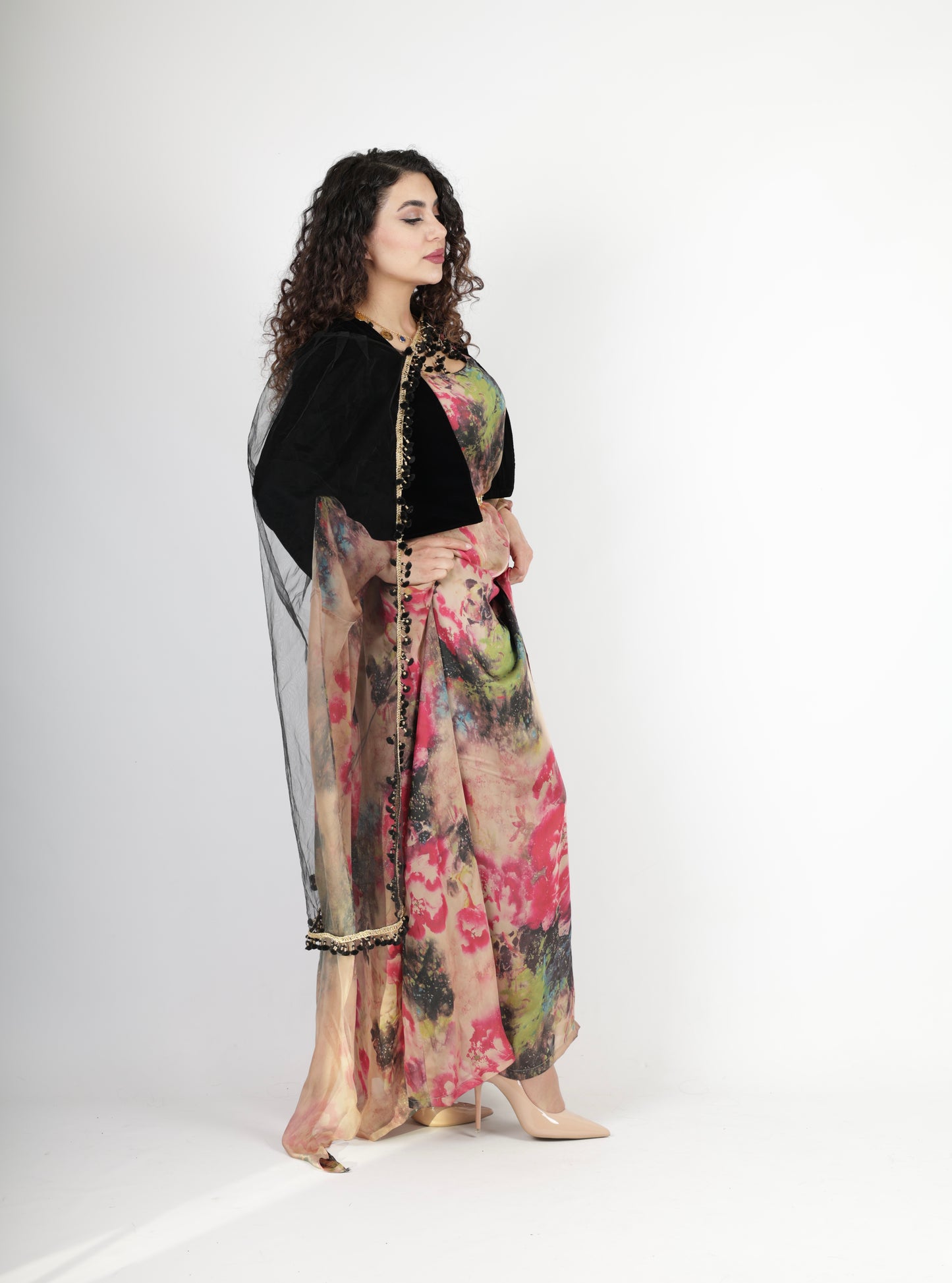 Stran Kurdish Dress complete with Salte velvet